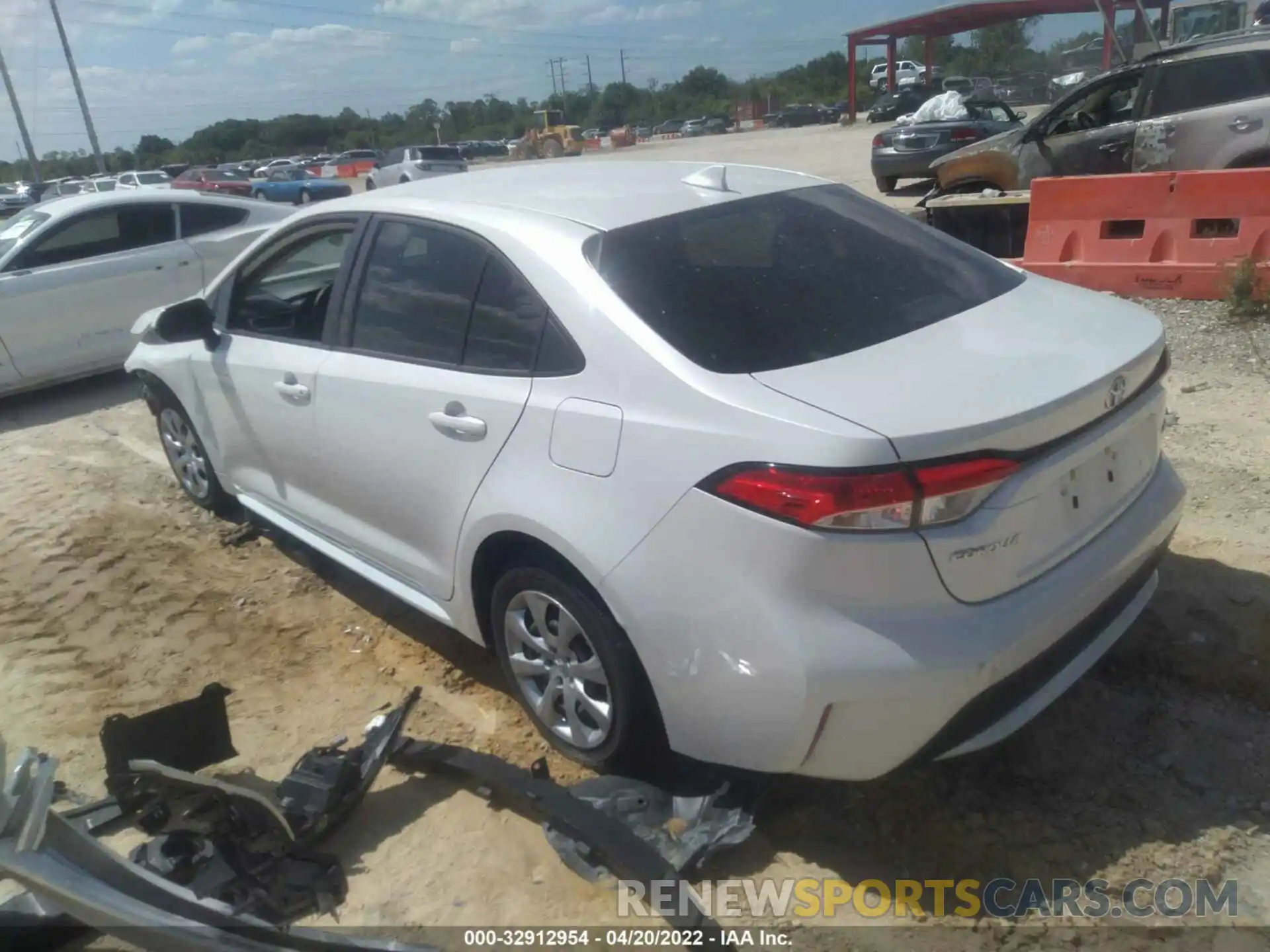 3 Photograph of a damaged car JTDEPRAE0LJ073609 TOYOTA COROLLA 2020