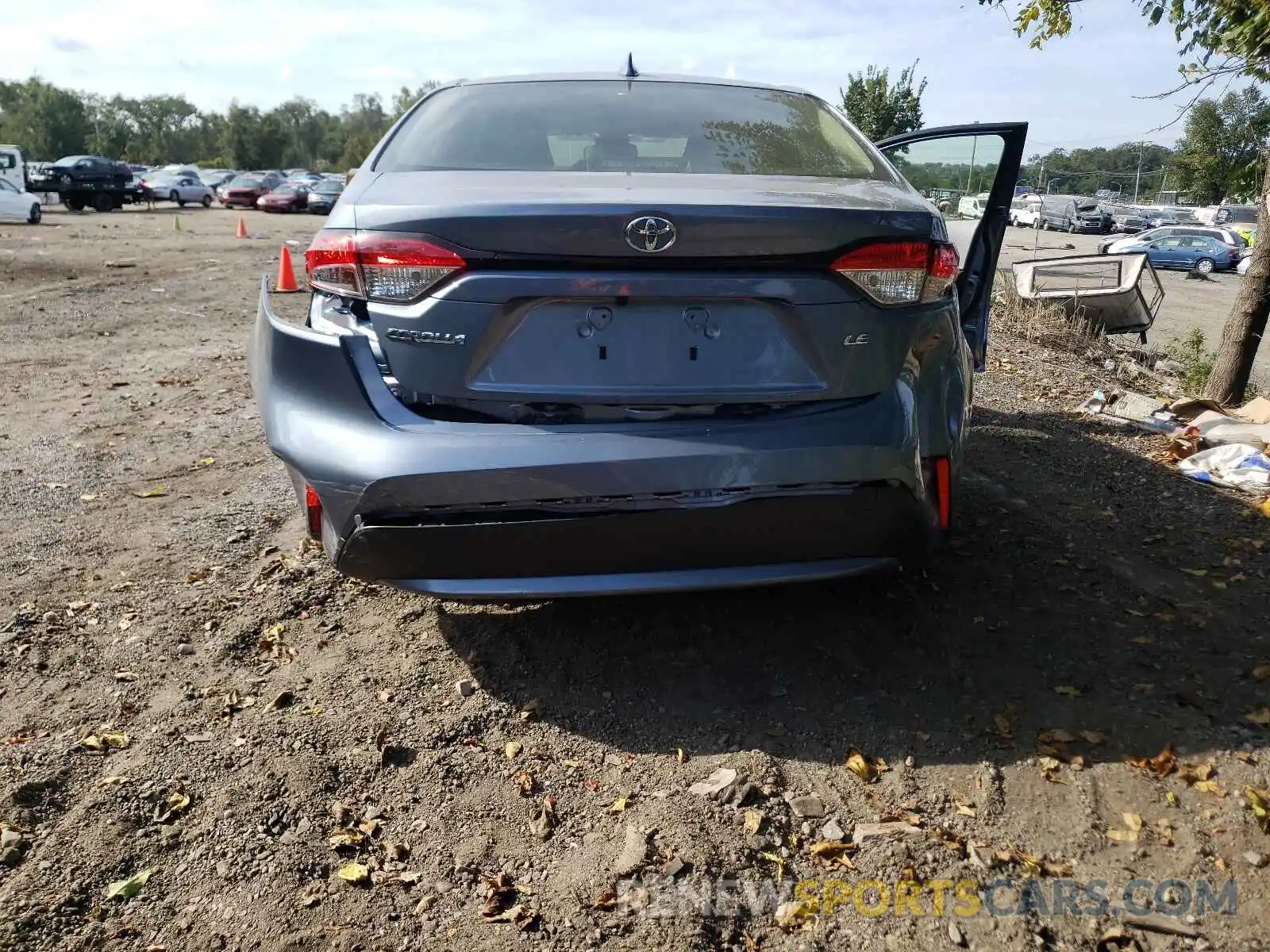 9 Photograph of a damaged car JTDEPRAE0LJ073660 TOYOTA COROLLA 2020