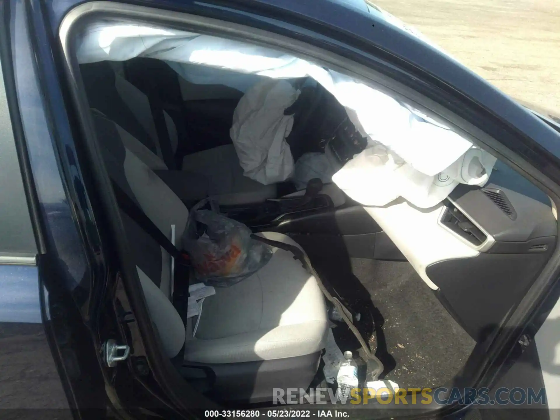 5 Photograph of a damaged car JTDEPRAE0LJ074033 TOYOTA COROLLA 2020