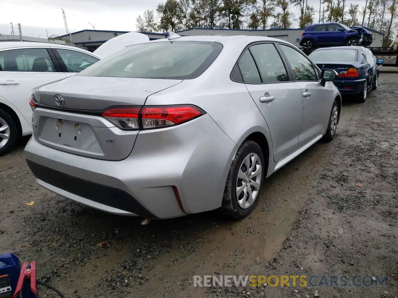 4 Photograph of a damaged car JTDEPRAE0LJ075294 TOYOTA COROLLA 2020