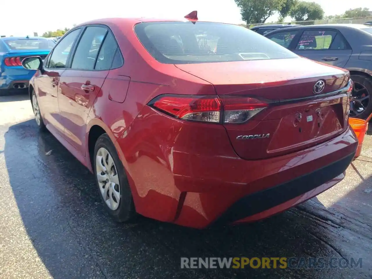 3 Photograph of a damaged car JTDEPRAE0LJ079359 TOYOTA COROLLA 2020