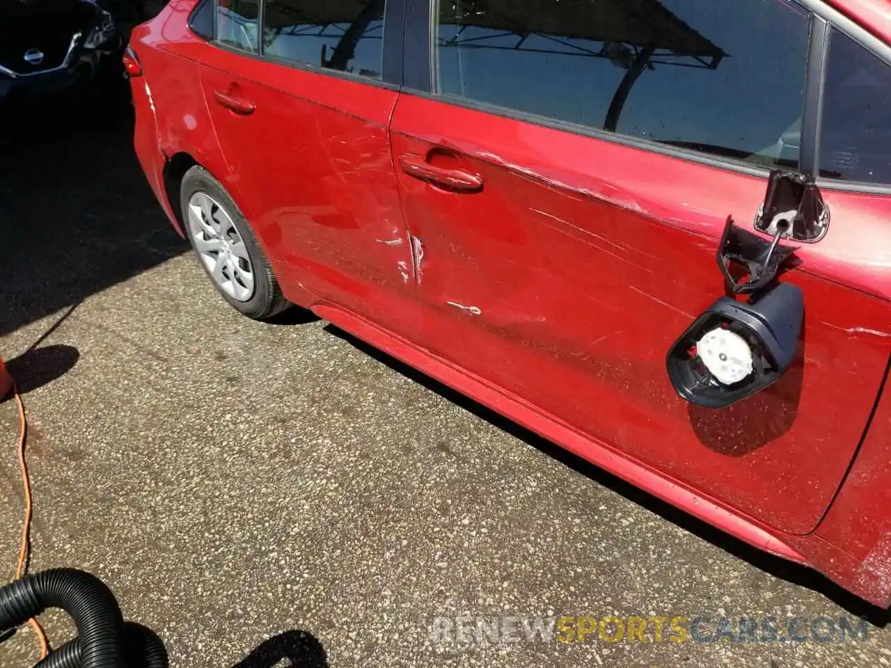 9 Photograph of a damaged car JTDEPRAE0LJ079359 TOYOTA COROLLA 2020