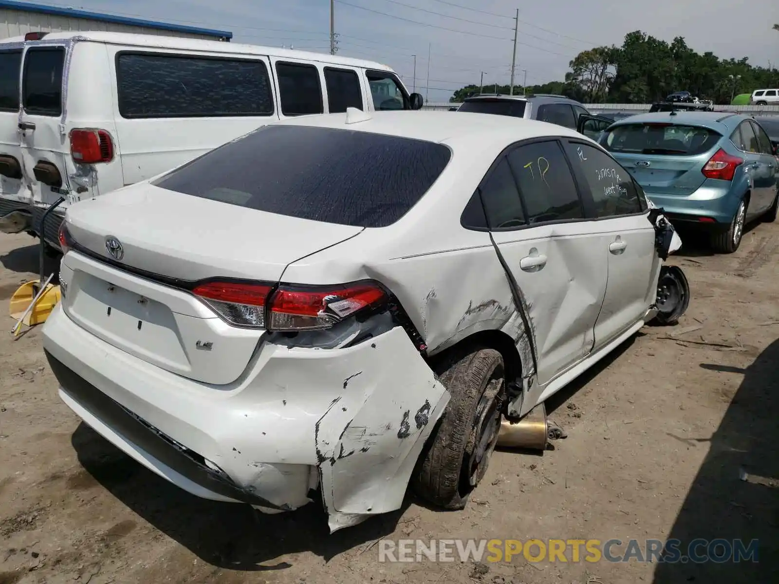 4 Photograph of a damaged car JTDEPRAE0LJ079409 TOYOTA COROLLA 2020