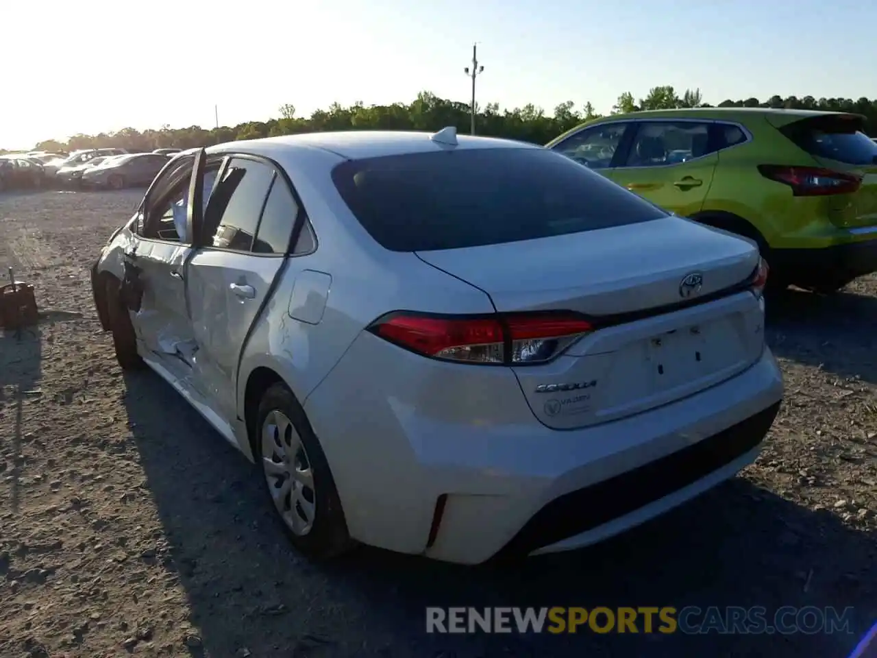 3 Photograph of a damaged car JTDEPRAE0LJ081628 TOYOTA COROLLA 2020