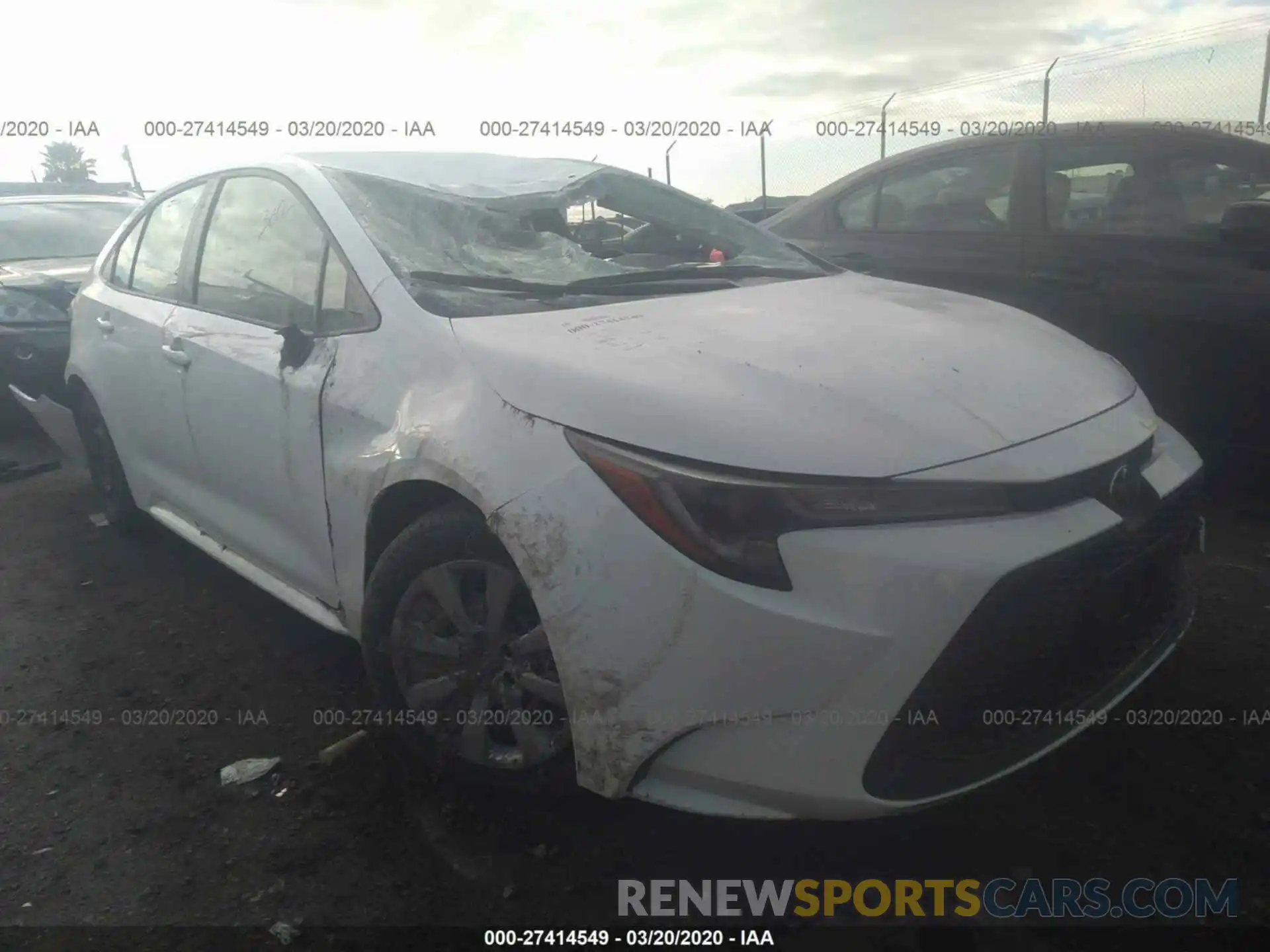 1 Photograph of a damaged car JTDEPRAE0LJ083671 TOYOTA COROLLA 2020