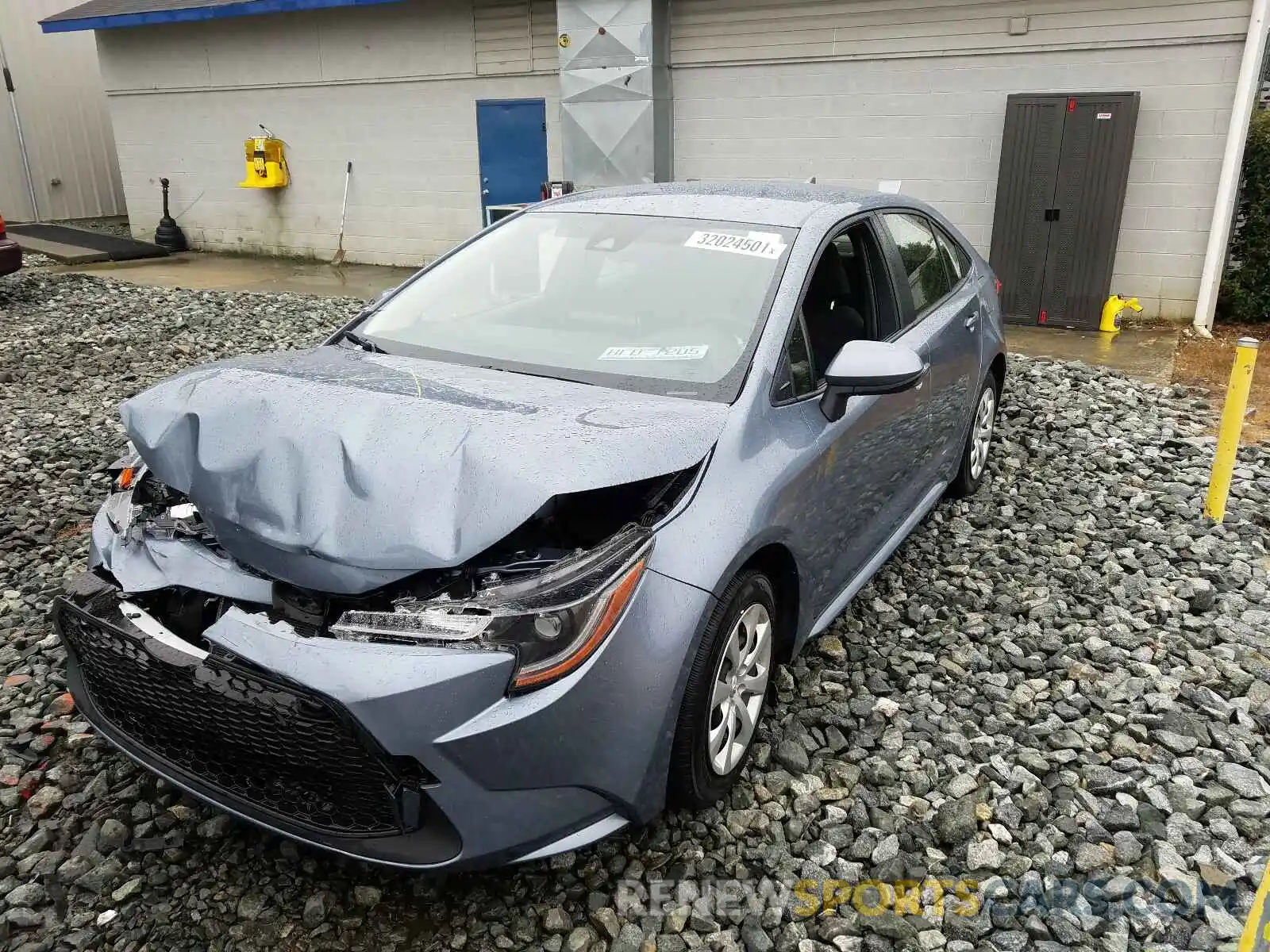 2 Photograph of a damaged car JTDEPRAE0LJ084853 TOYOTA COROLLA 2020