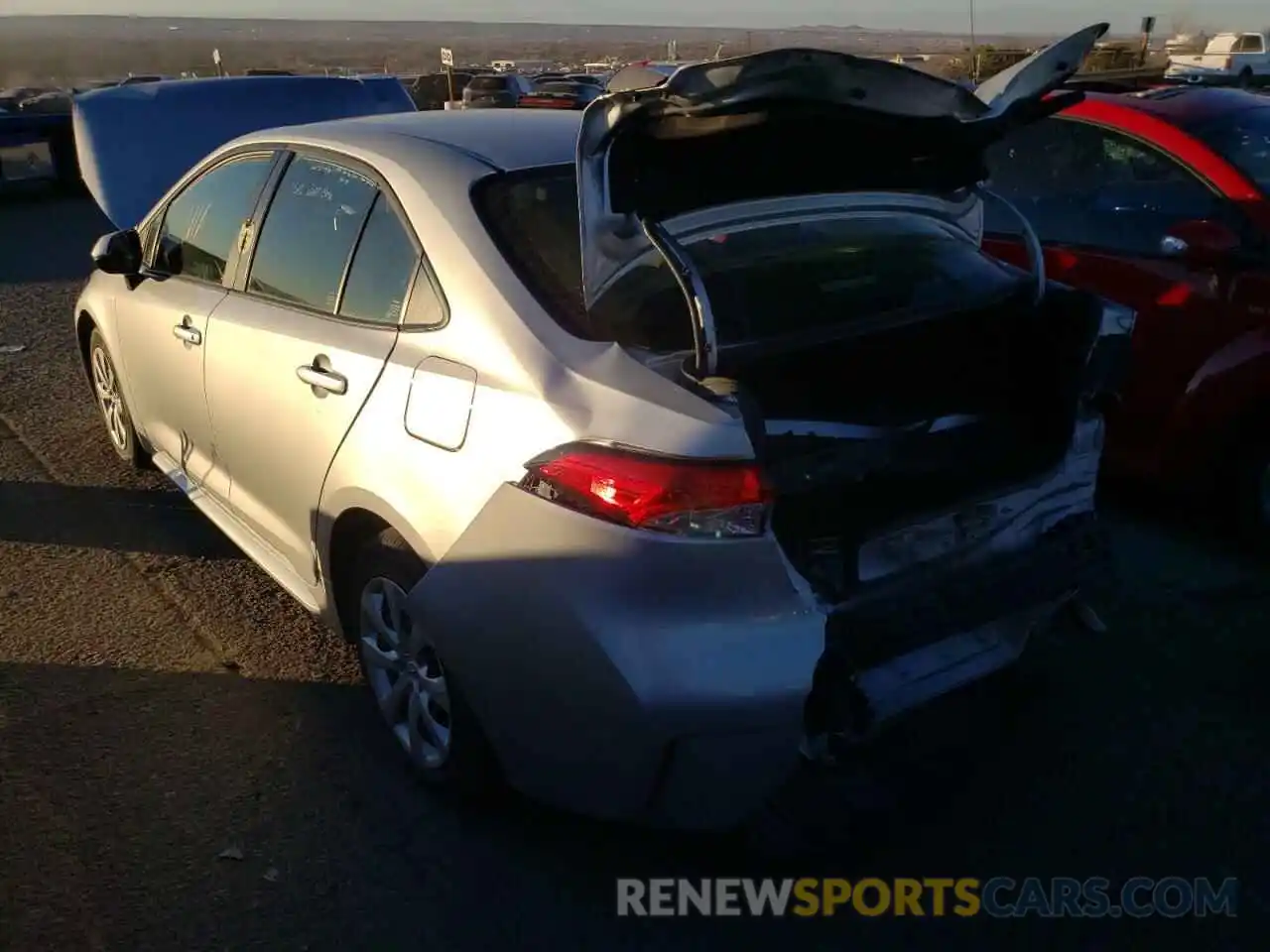 3 Photograph of a damaged car JTDEPRAE0LJ084884 TOYOTA COROLLA 2020