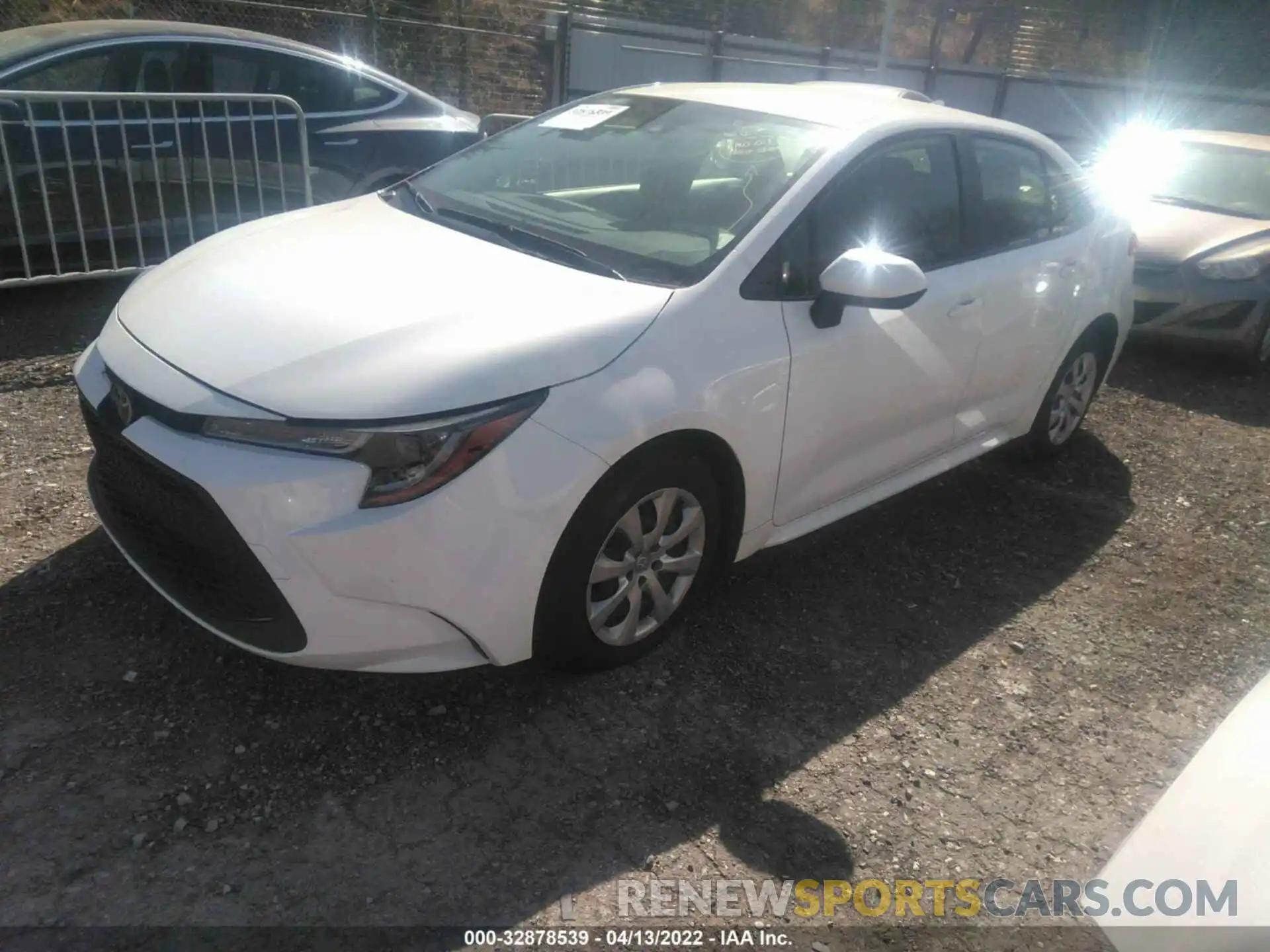 2 Photograph of a damaged car JTDEPRAE0LJ085419 TOYOTA COROLLA 2020