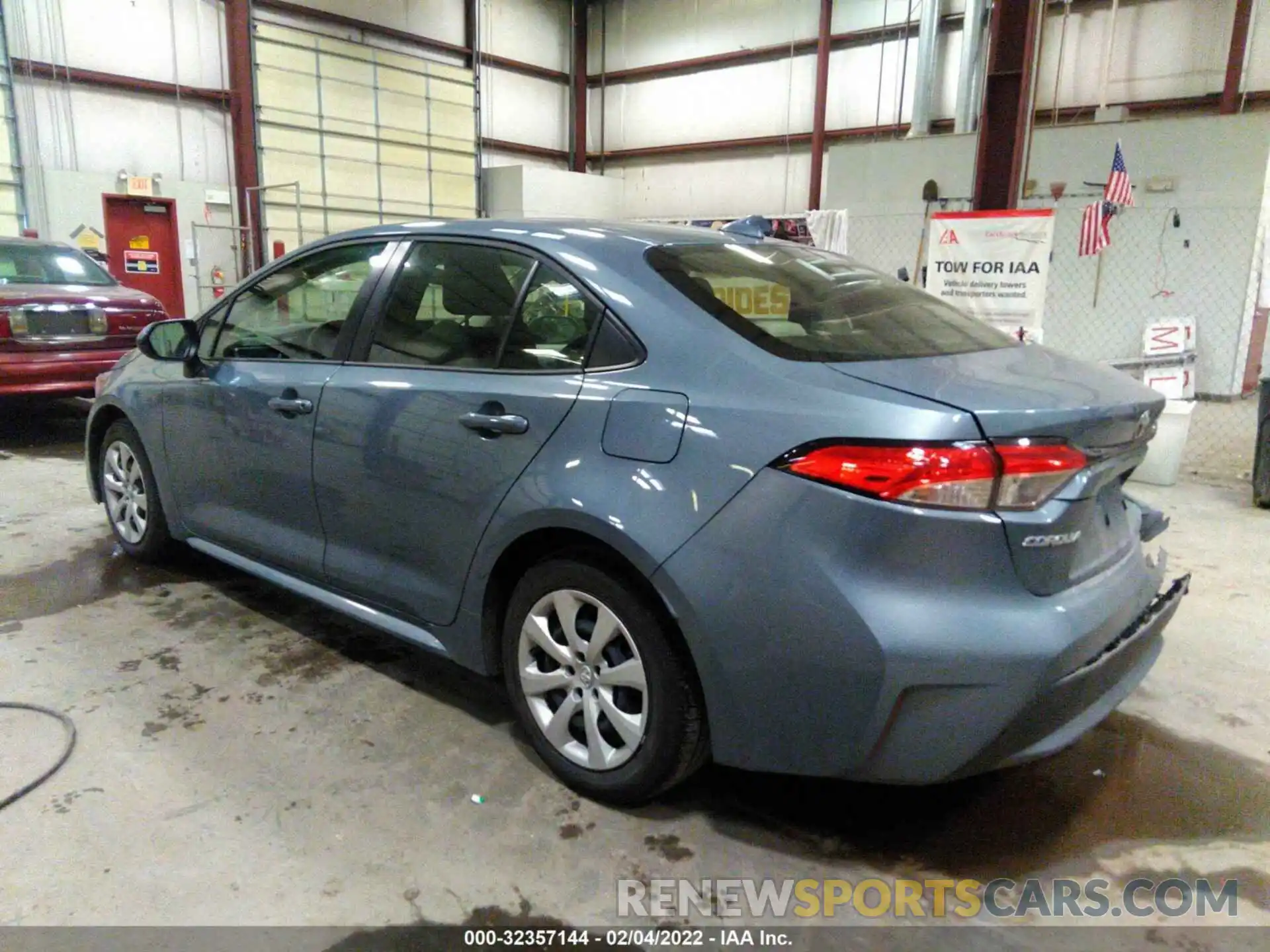 3 Photograph of a damaged car JTDEPRAE0LJ086022 TOYOTA COROLLA 2020