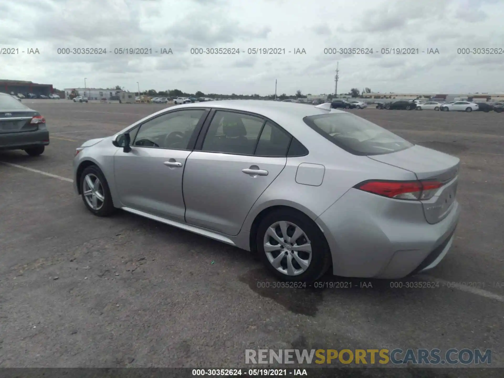 3 Photograph of a damaged car JTDEPRAE0LJ087395 TOYOTA COROLLA 2020