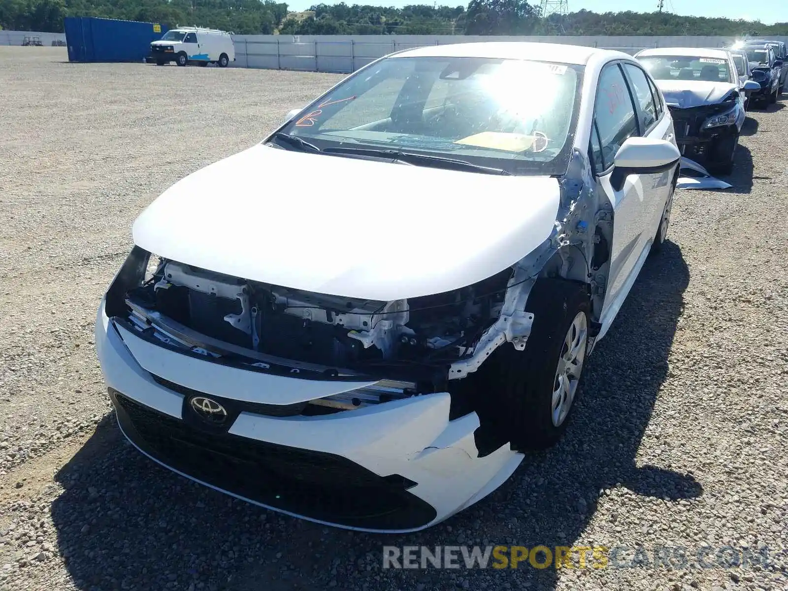 2 Photograph of a damaged car JTDEPRAE0LJ091463 TOYOTA COROLLA 2020