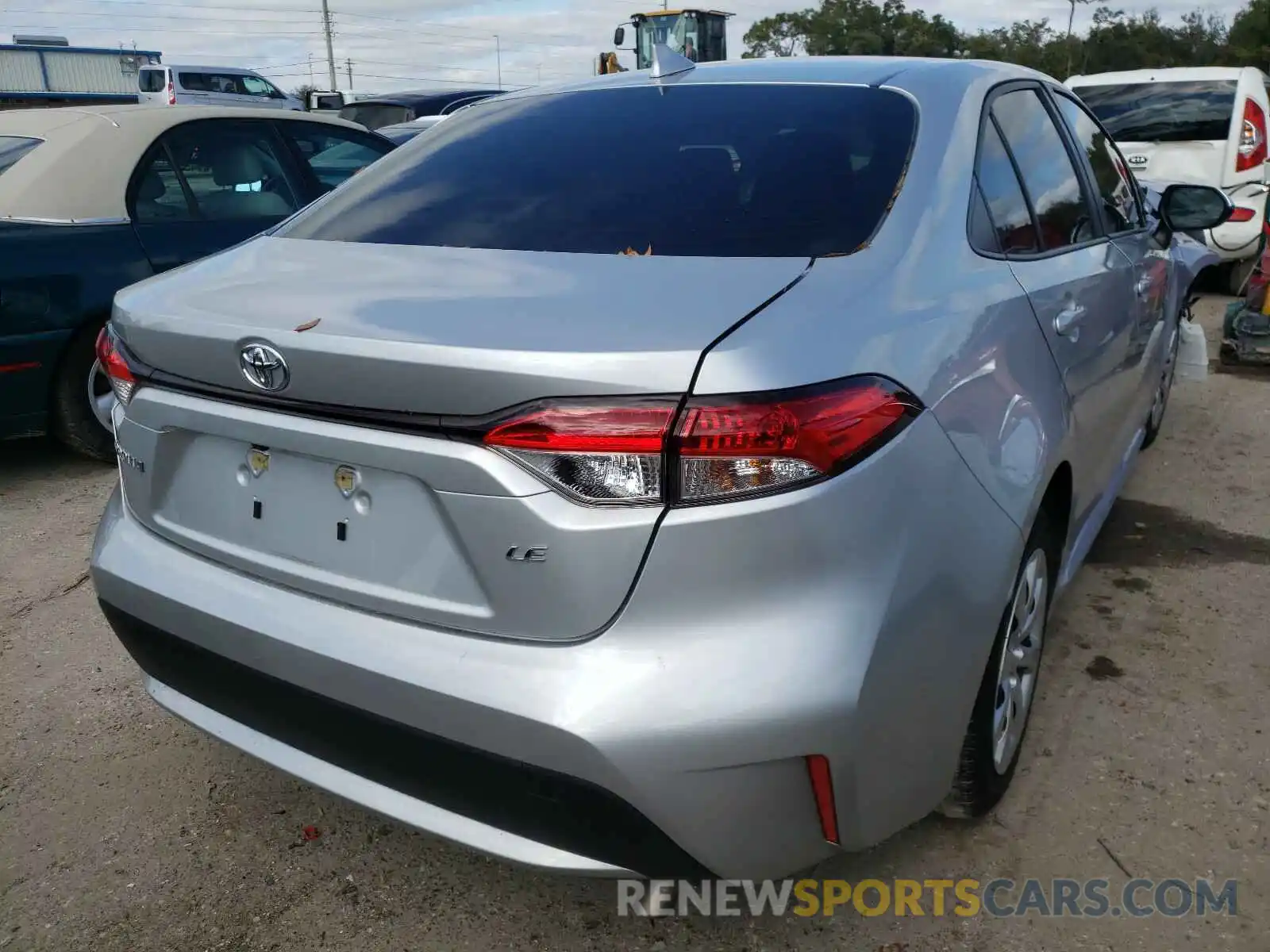 4 Photograph of a damaged car JTDEPRAE0LJ091611 TOYOTA COROLLA 2020