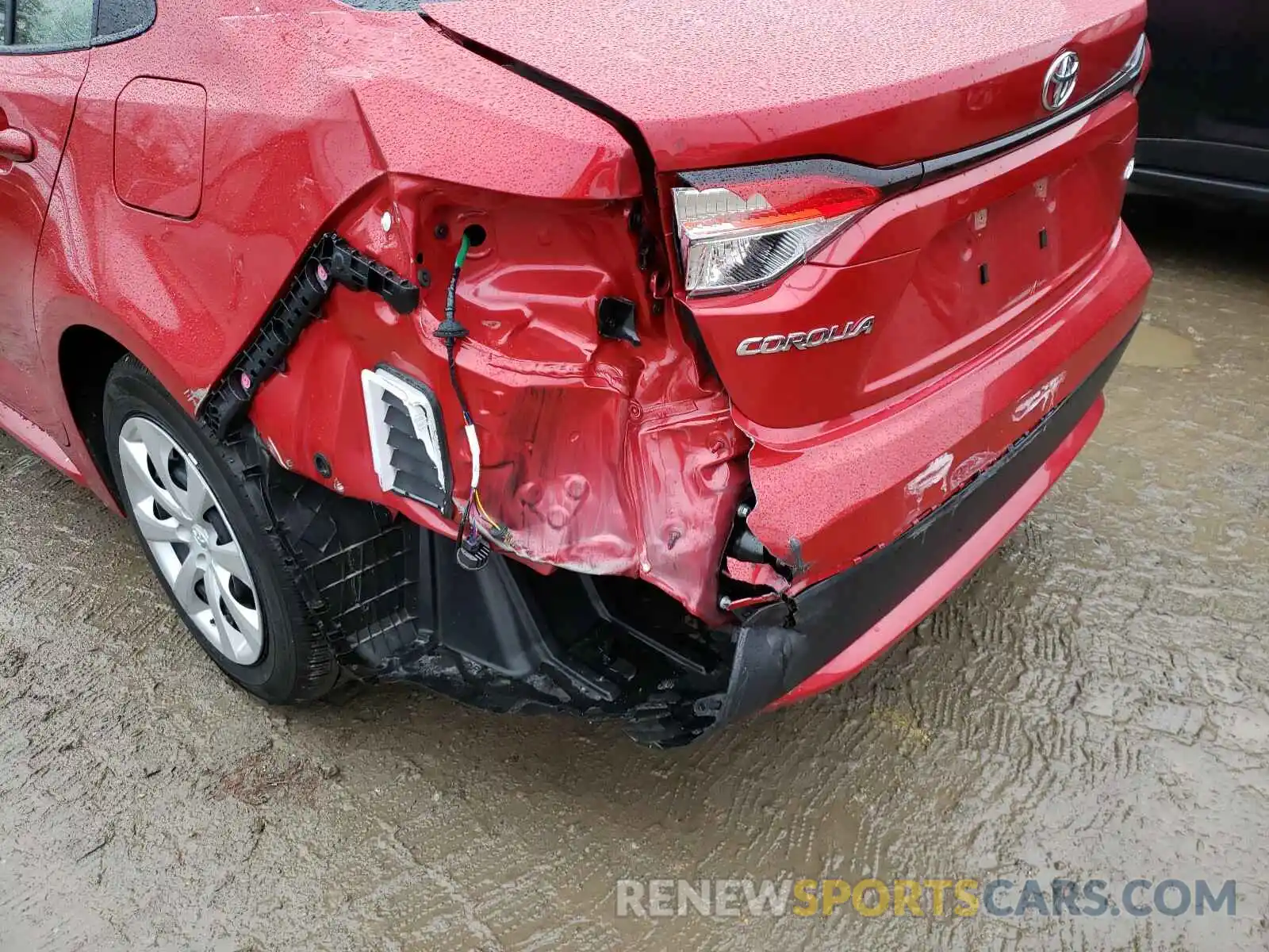 9 Photograph of a damaged car JTDEPRAE0LJ093777 TOYOTA COROLLA 2020