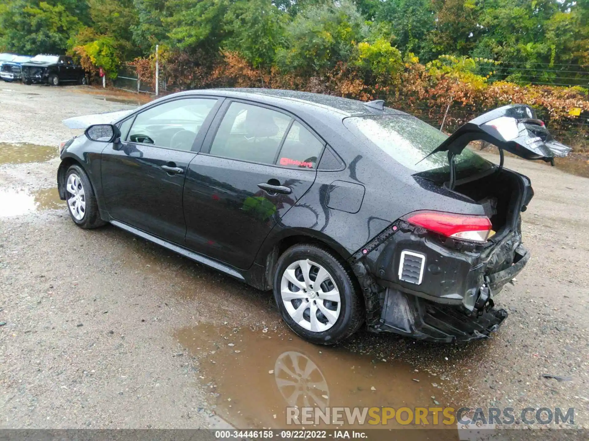 3 Photograph of a damaged car JTDEPRAE0LJ094315 TOYOTA COROLLA 2020