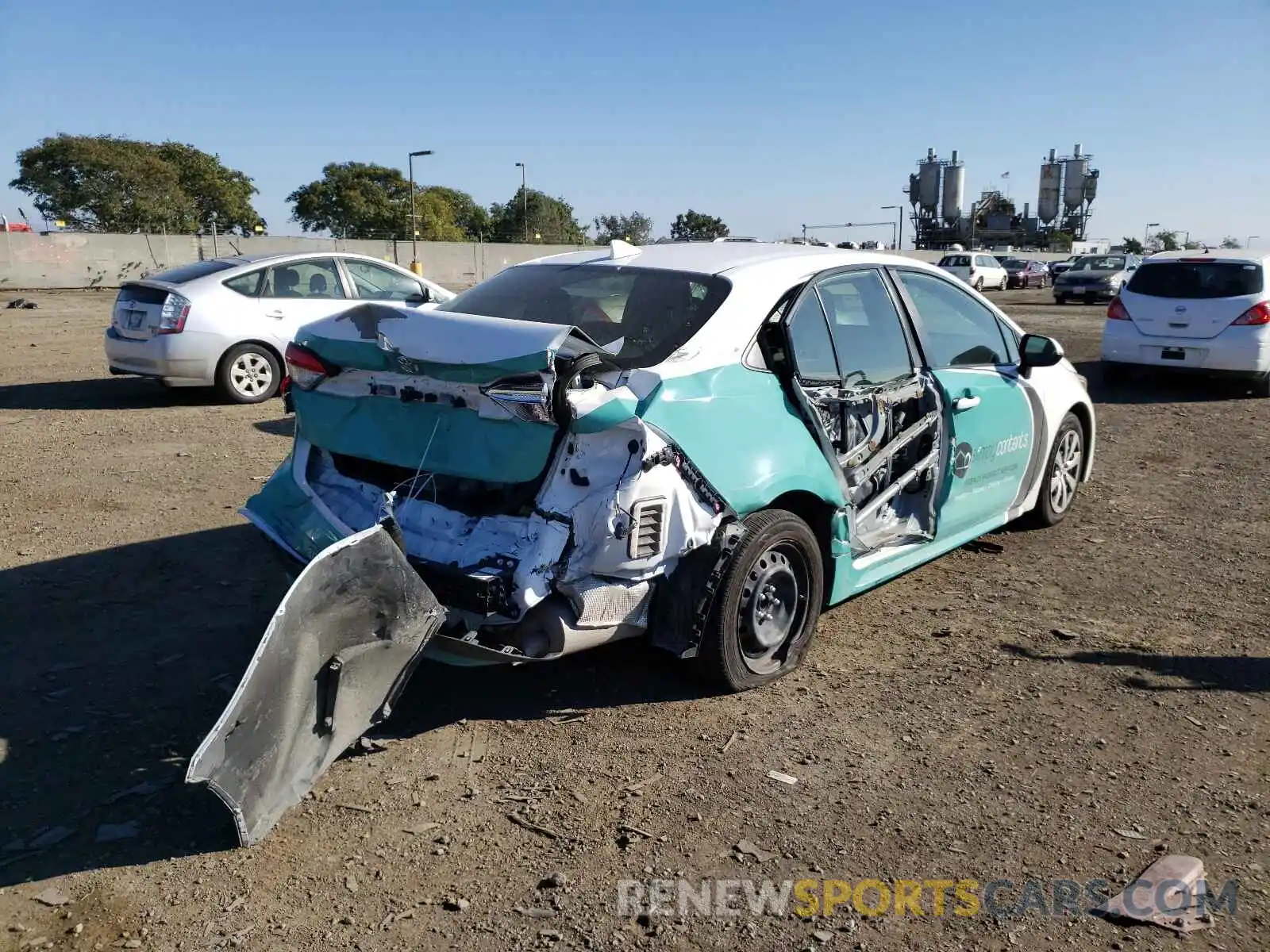 4 Photograph of a damaged car JTDEPRAE0LJ094721 TOYOTA COROLLA 2020