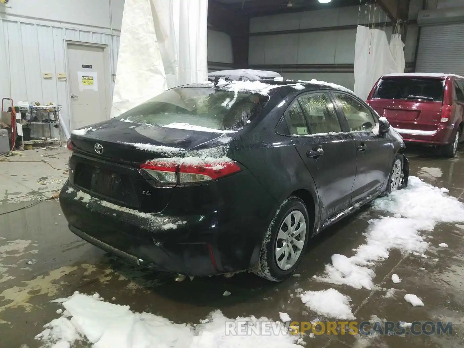 4 Photograph of a damaged car JTDEPRAE0LJ094962 TOYOTA COROLLA 2020