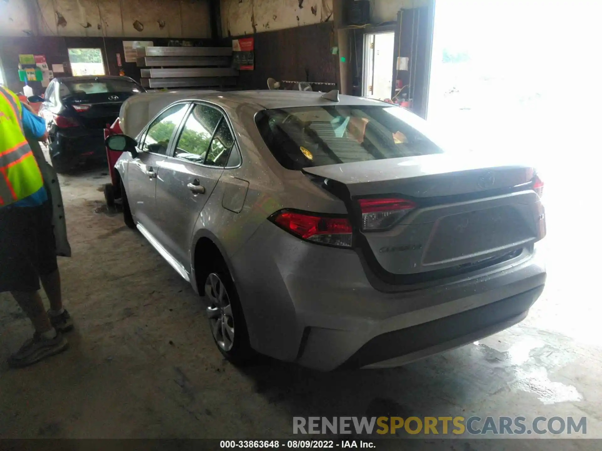 3 Photograph of a damaged car JTDEPRAE0LJ097019 TOYOTA COROLLA 2020