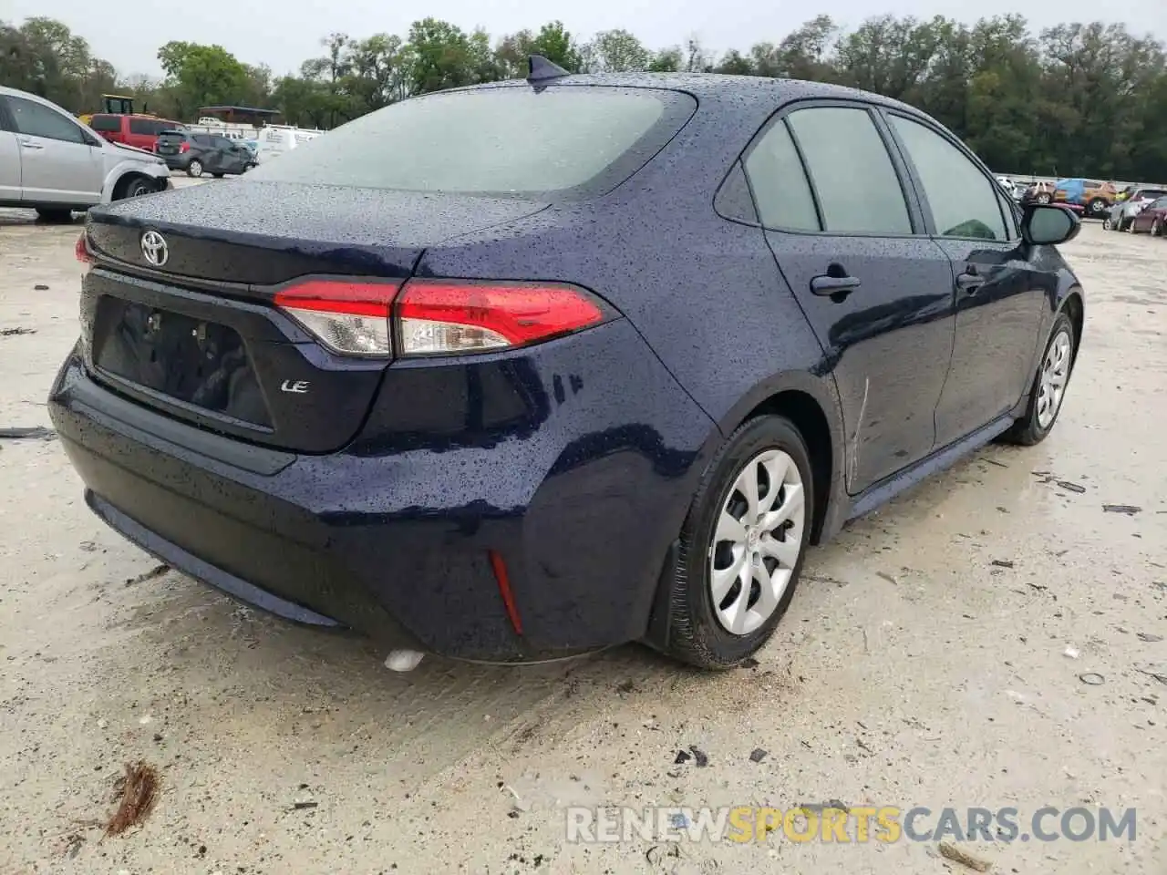 4 Photograph of a damaged car JTDEPRAE0LJ099692 TOYOTA COROLLA 2020