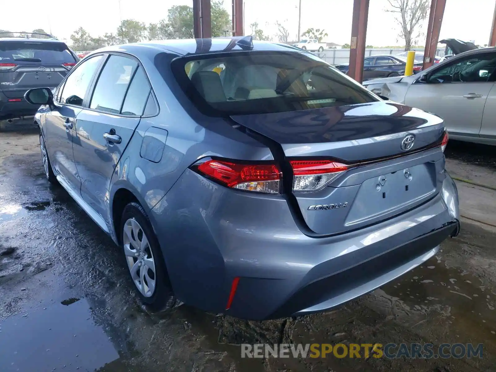 3 Photograph of a damaged car JTDEPRAE0LJ102199 TOYOTA COROLLA 2020