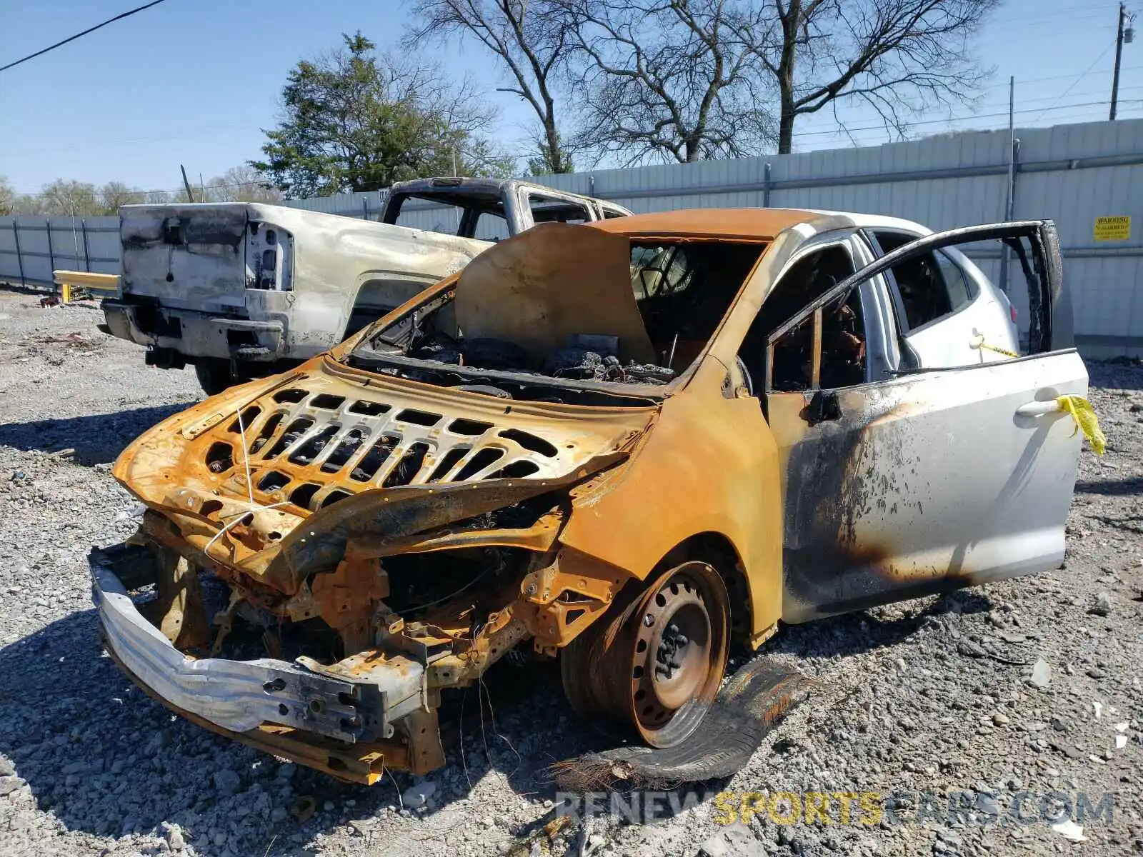 2 Photograph of a damaged car JTDEPRAE0LJ102459 TOYOTA COROLLA 2020