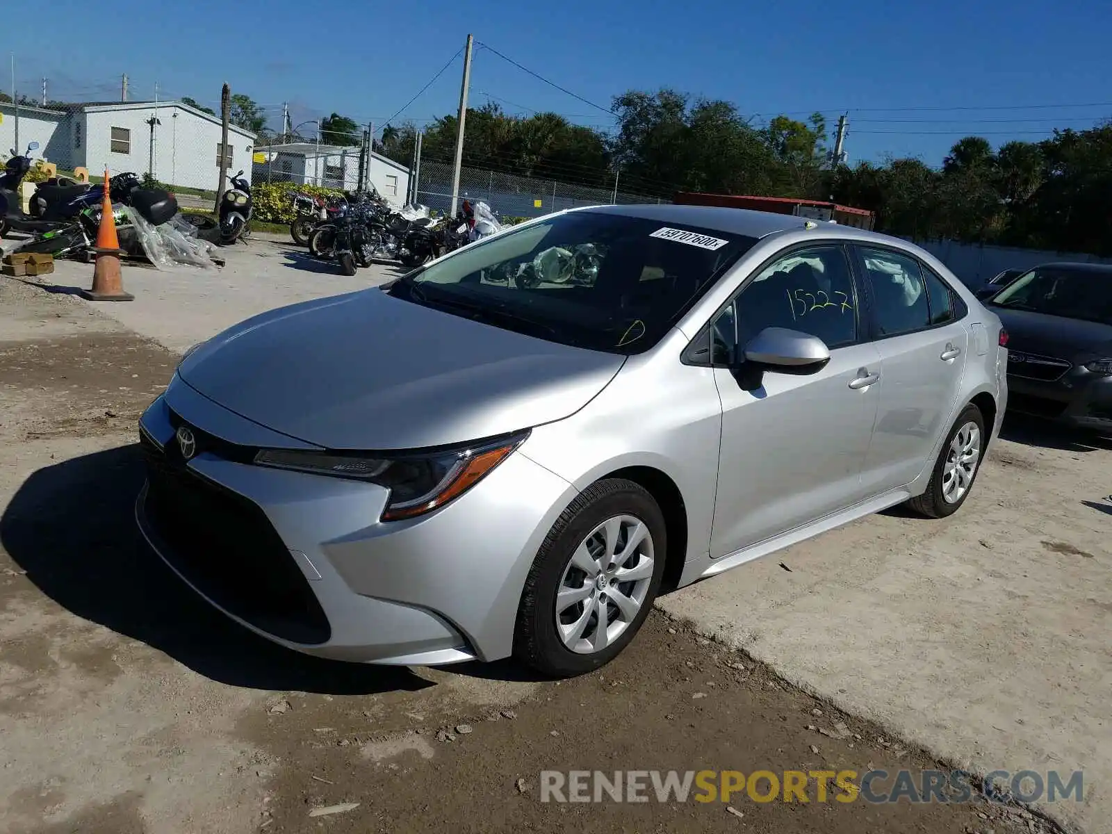 2 Photograph of a damaged car JTDEPRAE0LJ102607 TOYOTA COROLLA 2020