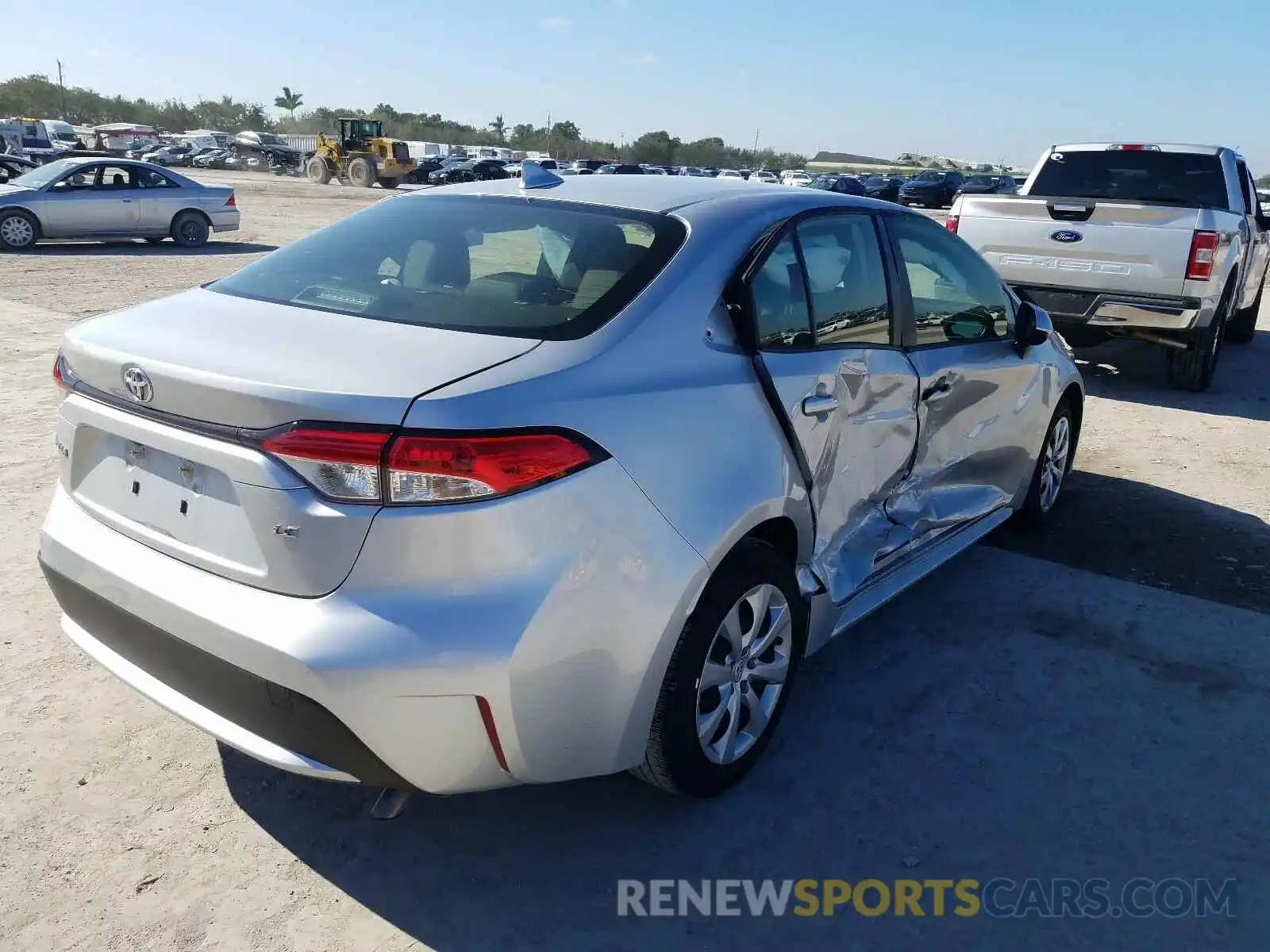 4 Photograph of a damaged car JTDEPRAE0LJ102607 TOYOTA COROLLA 2020