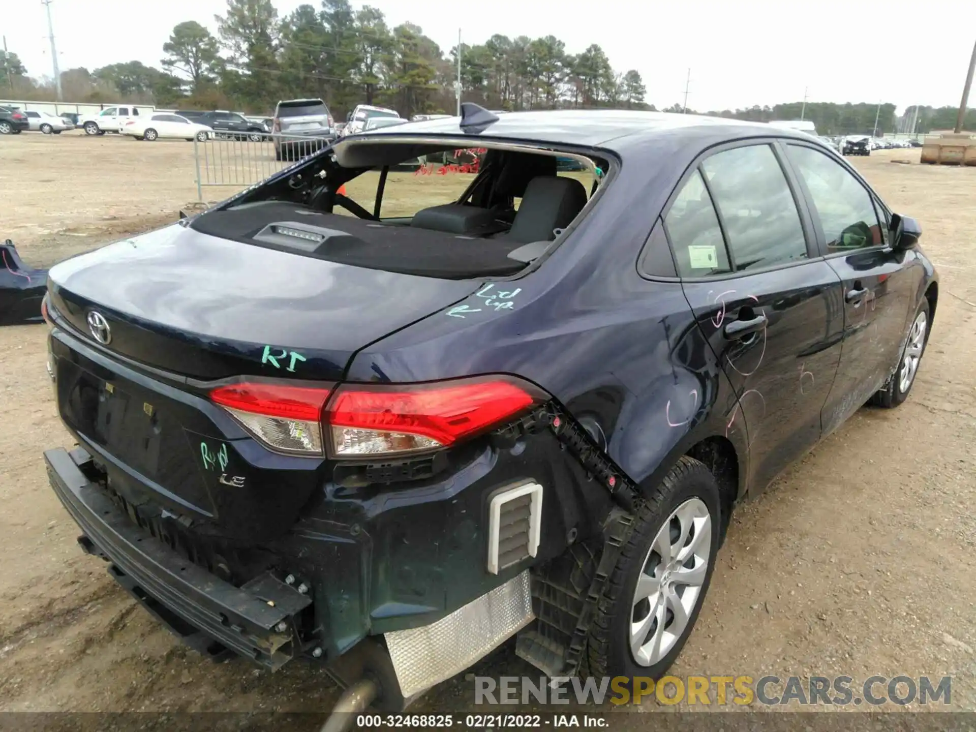 4 Photograph of a damaged car JTDEPRAE0LJ103496 TOYOTA COROLLA 2020