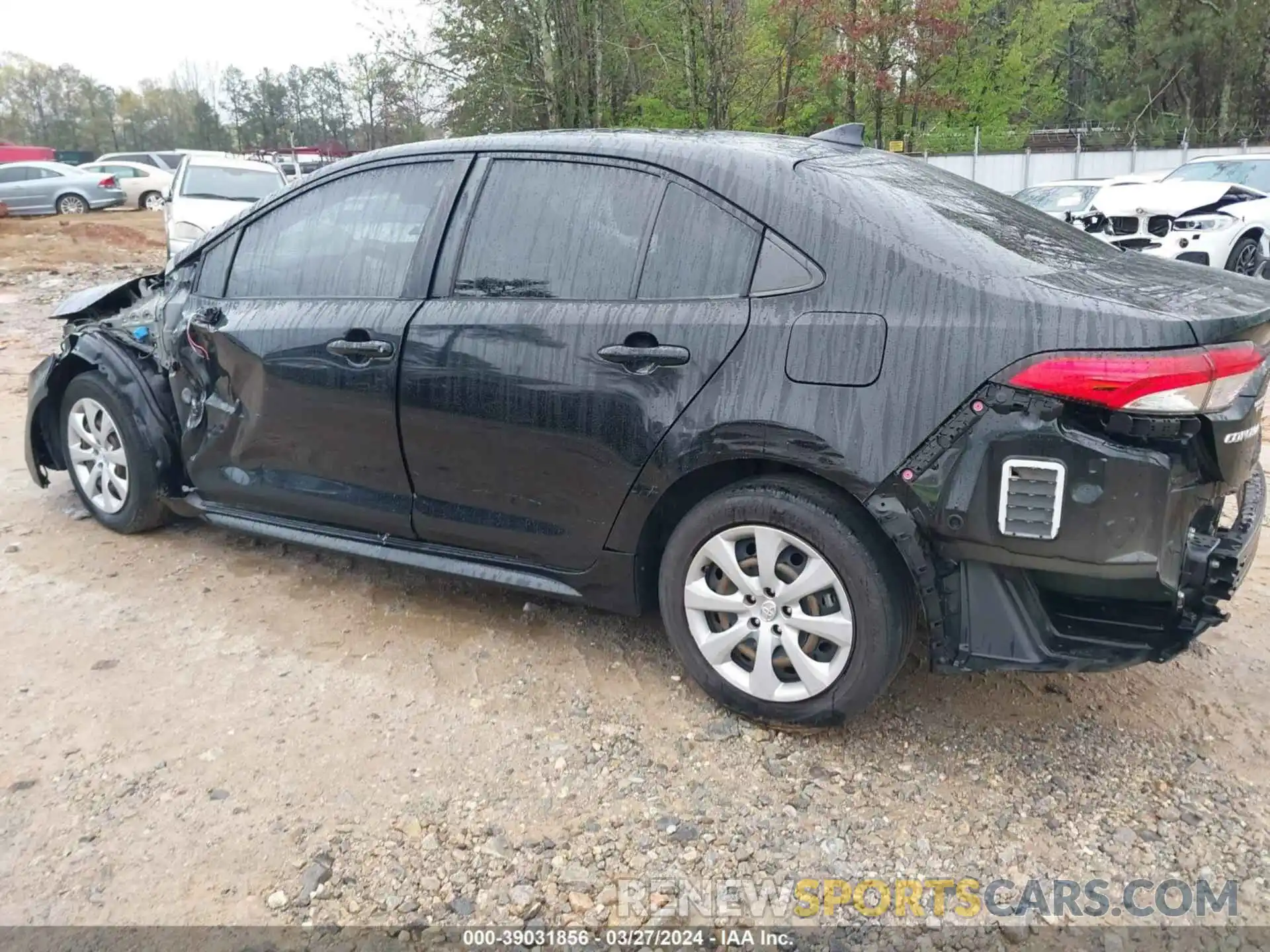 14 Photograph of a damaged car JTDEPRAE0LJ108326 TOYOTA COROLLA 2020