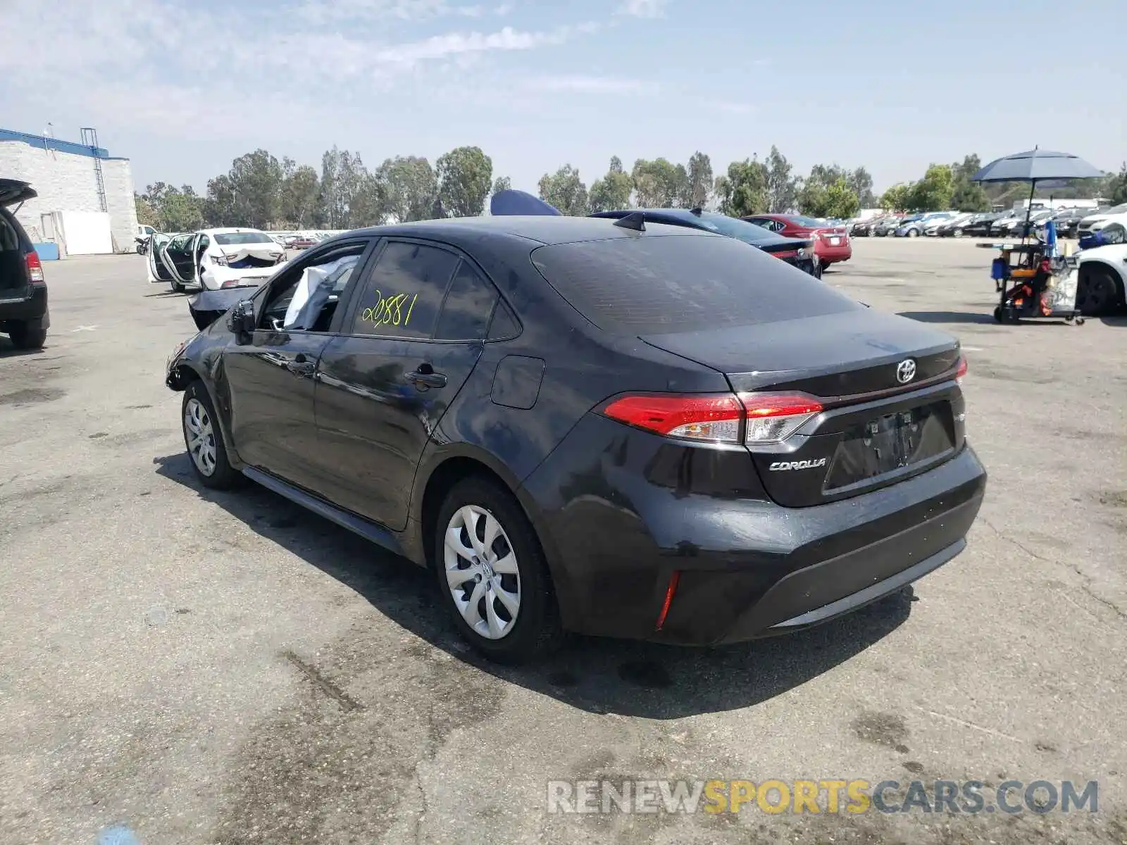 3 Photograph of a damaged car JTDEPRAE0LJ110495 TOYOTA COROLLA 2020