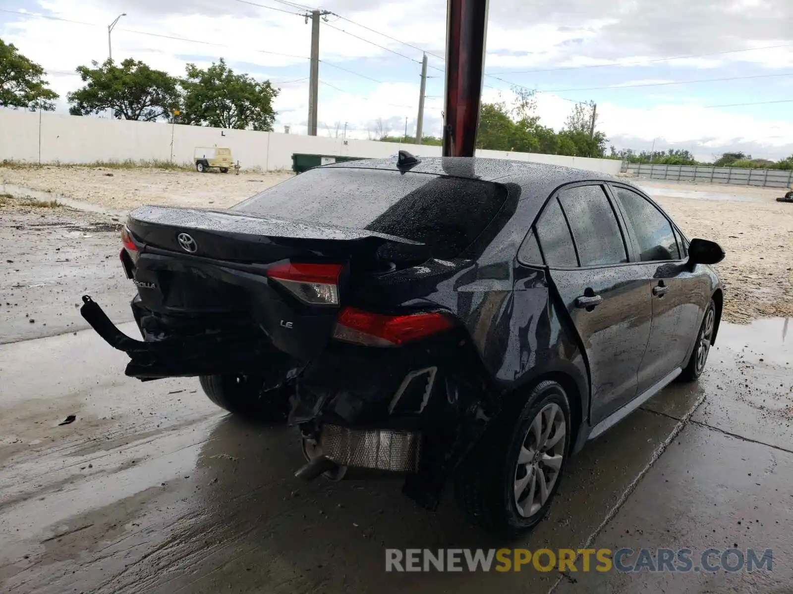 4 Photograph of a damaged car JTDEPRAE0LJ110738 TOYOTA COROLLA 2020