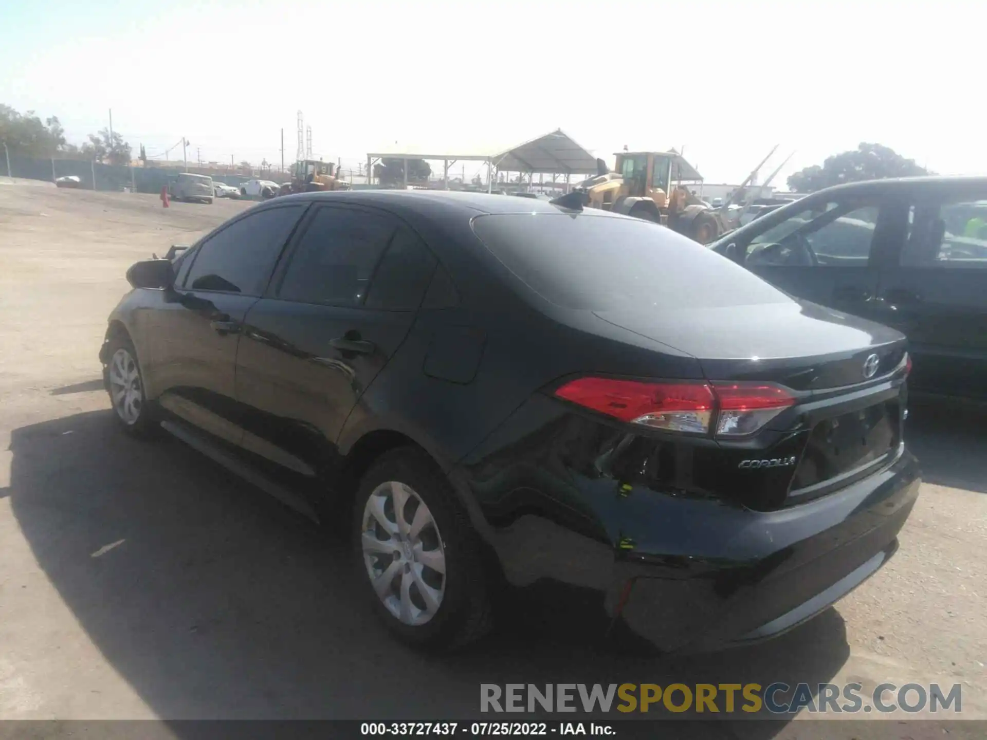 3 Photograph of a damaged car JTDEPRAE0LJ110870 TOYOTA COROLLA 2020