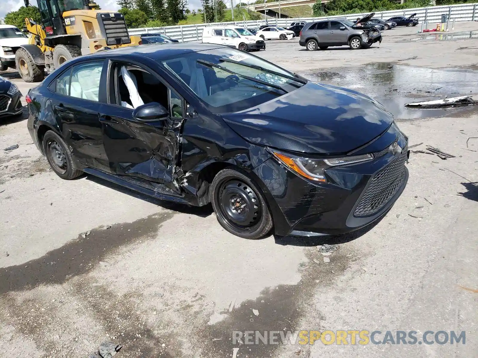 1 Photograph of a damaged car JTDEPRAE0LJ113669 TOYOTA COROLLA 2020