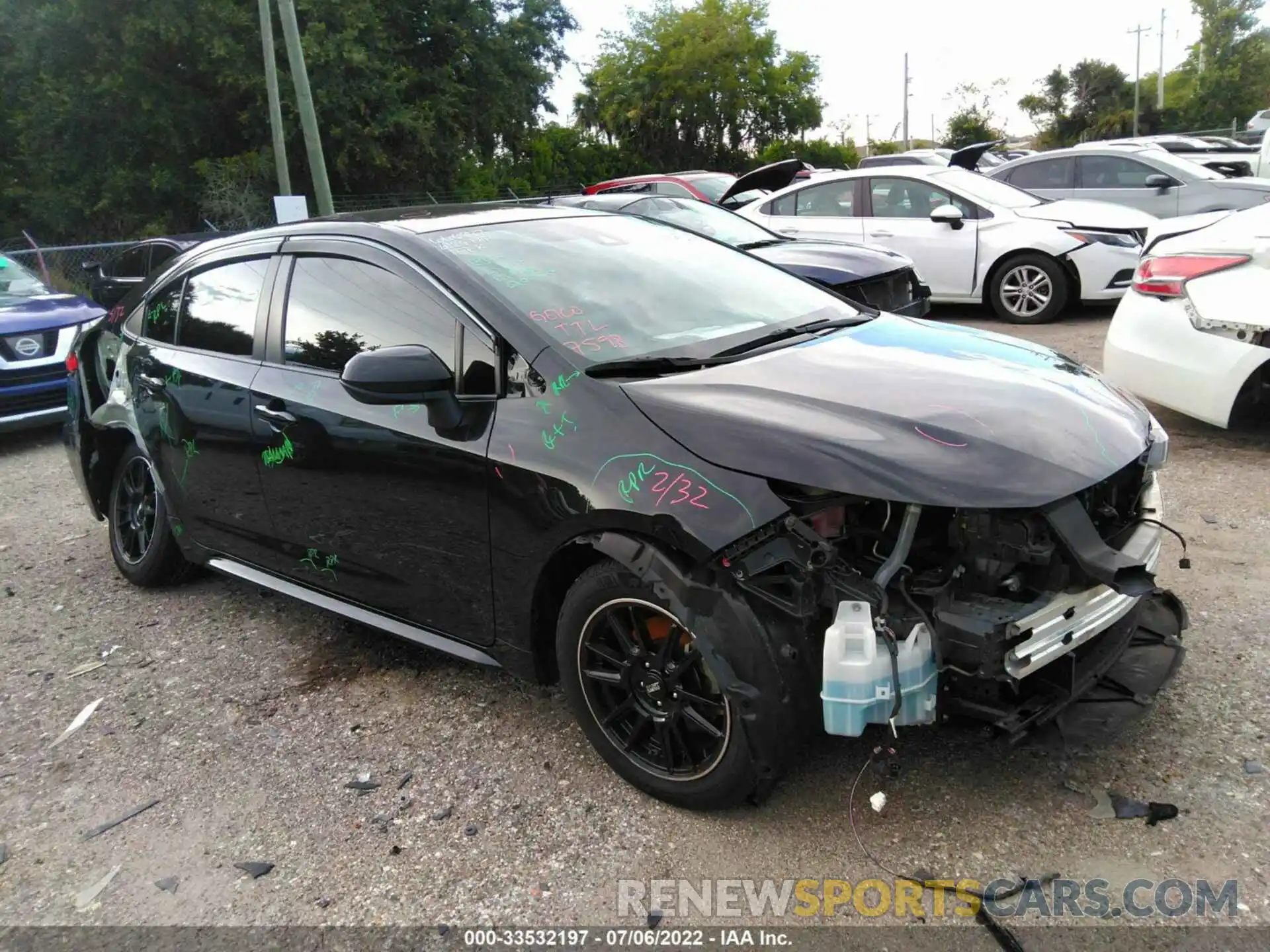 1 Photograph of a damaged car JTDEPRAE0LJ114143 TOYOTA COROLLA 2020