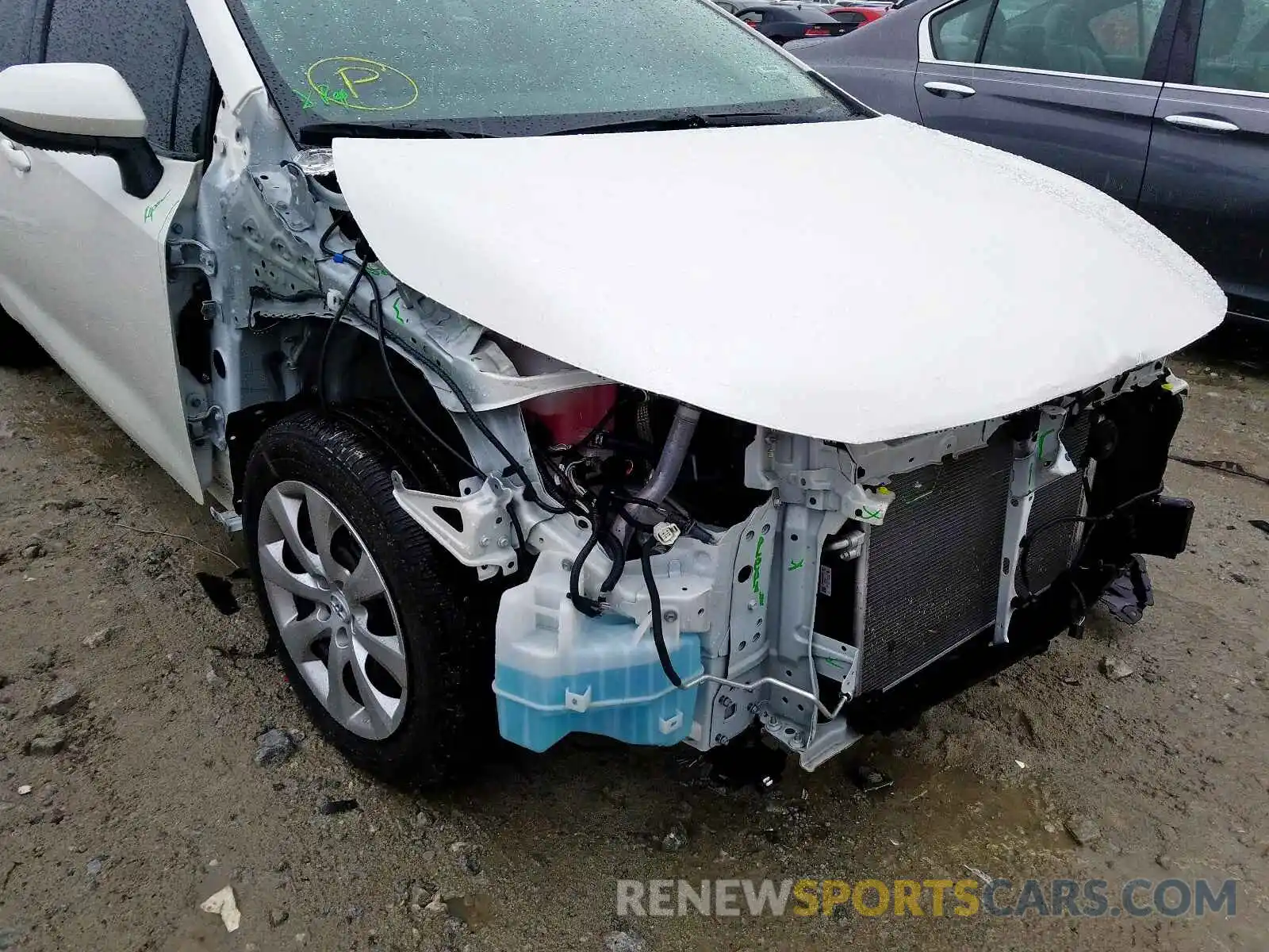 9 Photograph of a damaged car JTDEPRAE1LJ001978 TOYOTA COROLLA 2020