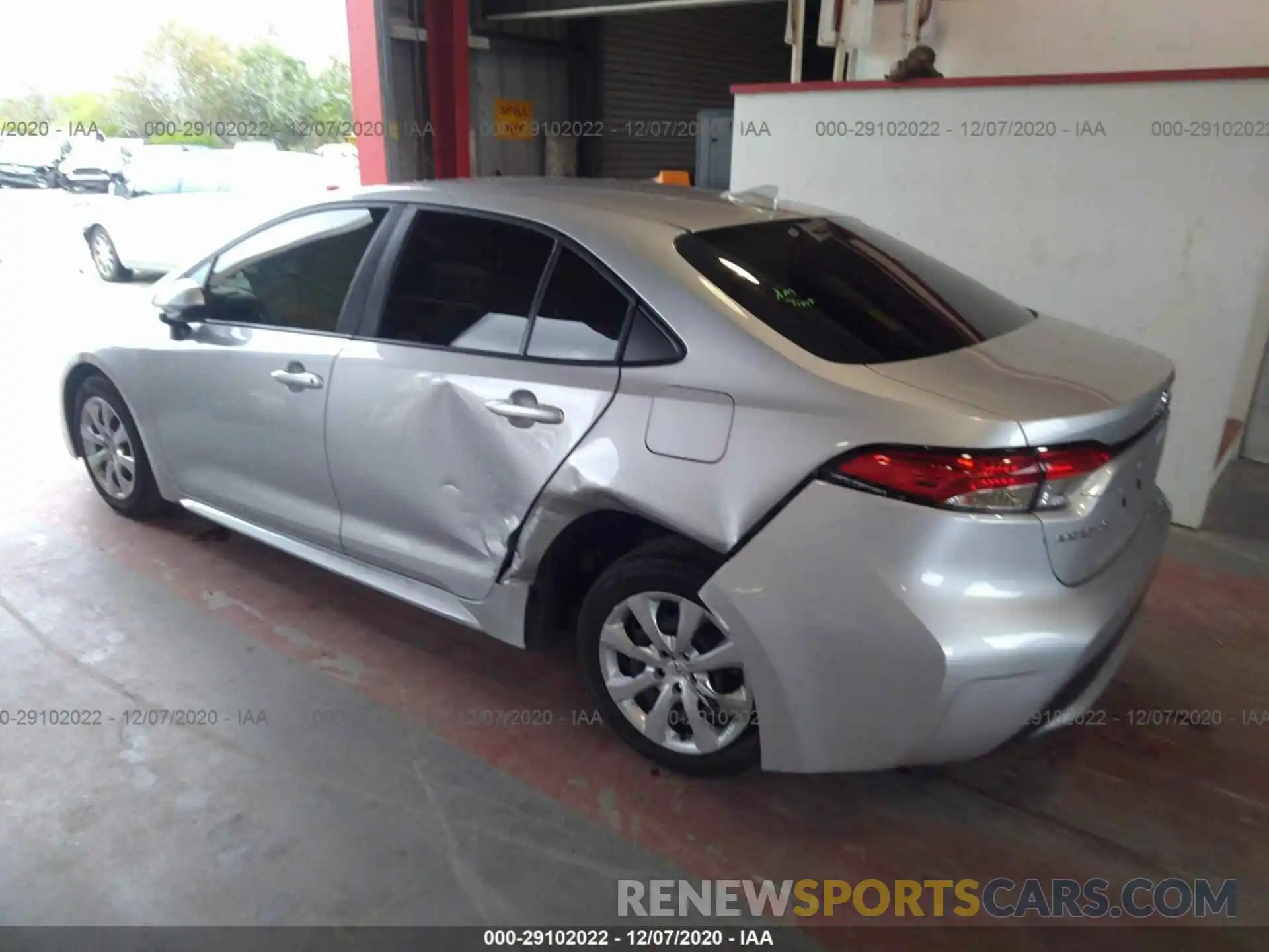 3 Photograph of a damaged car JTDEPRAE1LJ015654 TOYOTA COROLLA 2020