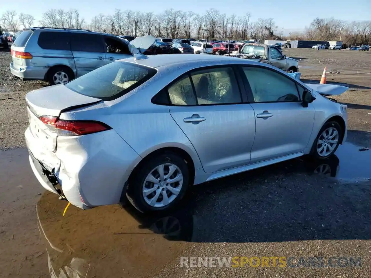 3 Photograph of a damaged car JTDEPRAE1LJ016061 TOYOTA COROLLA 2020