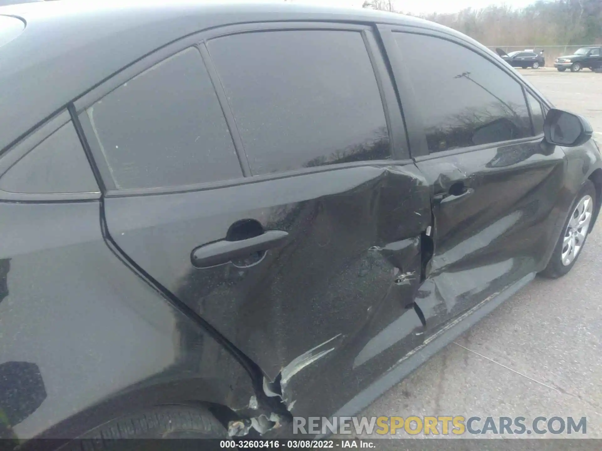 6 Photograph of a damaged car JTDEPRAE1LJ018795 TOYOTA COROLLA 2020