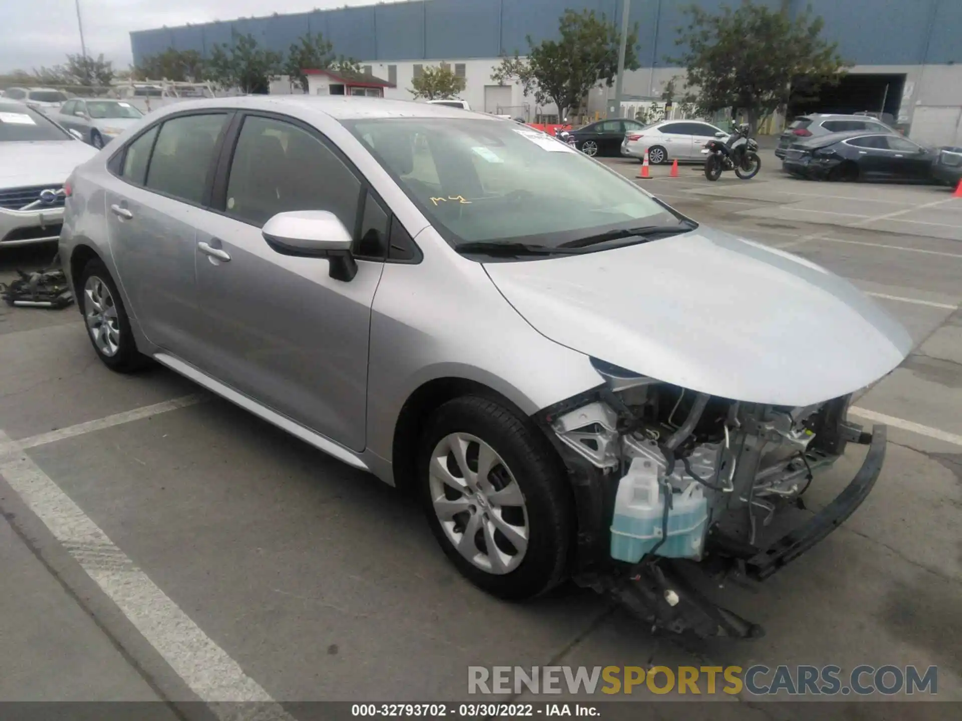 1 Photograph of a damaged car JTDEPRAE1LJ018991 TOYOTA COROLLA 2020