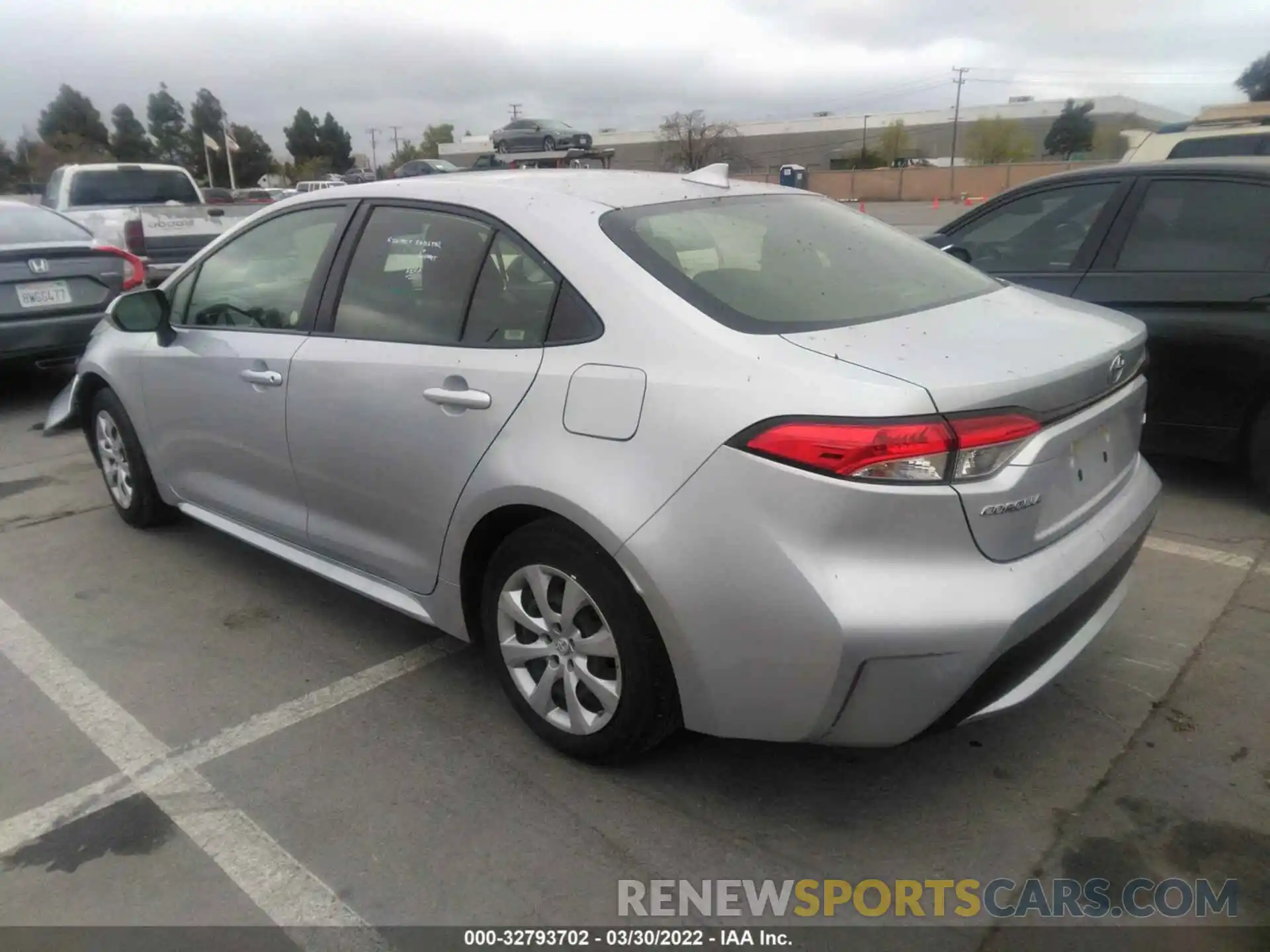 3 Photograph of a damaged car JTDEPRAE1LJ018991 TOYOTA COROLLA 2020