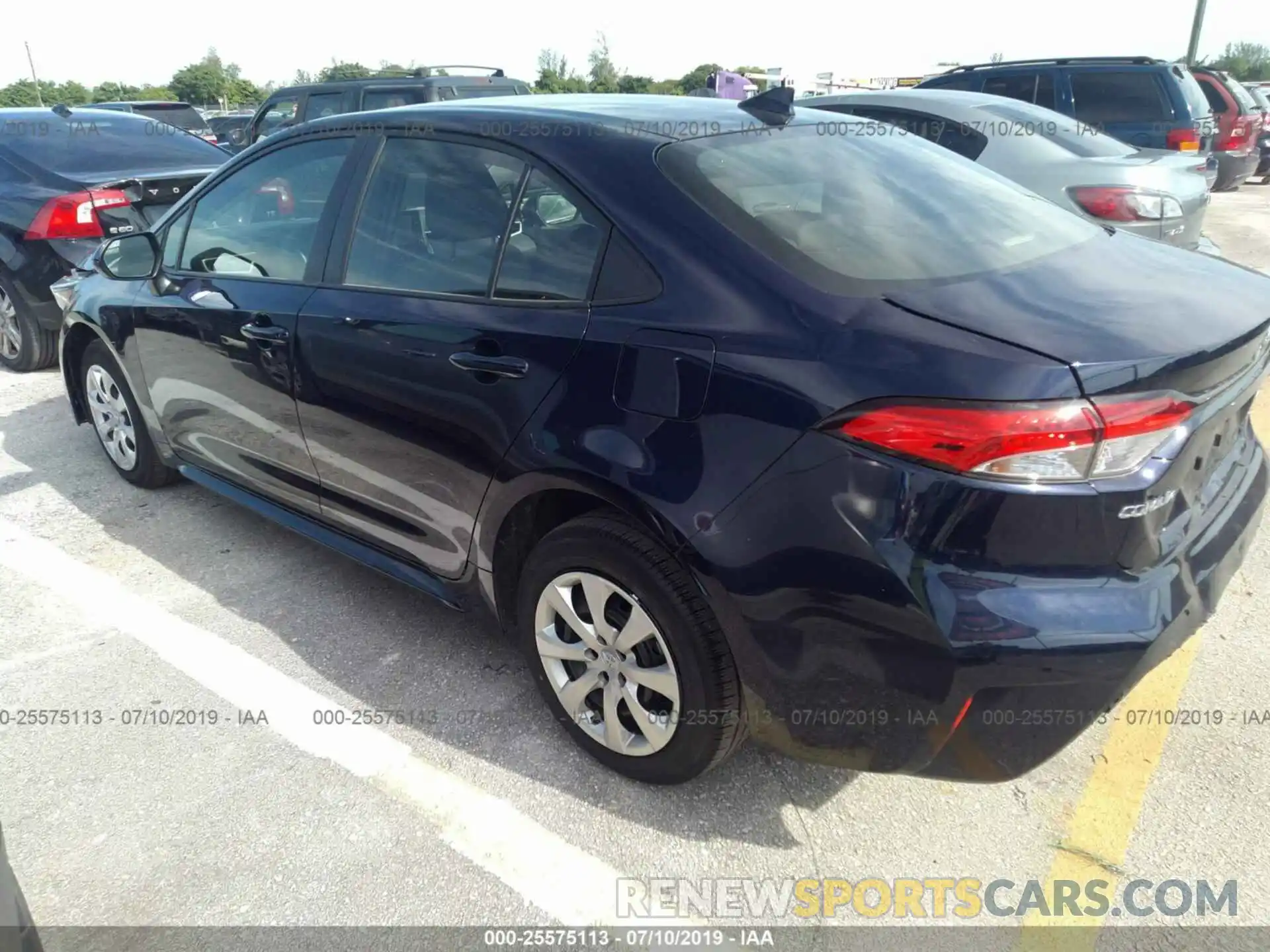 3 Photograph of a damaged car JTDEPRAE1LJ019008 TOYOTA COROLLA 2020