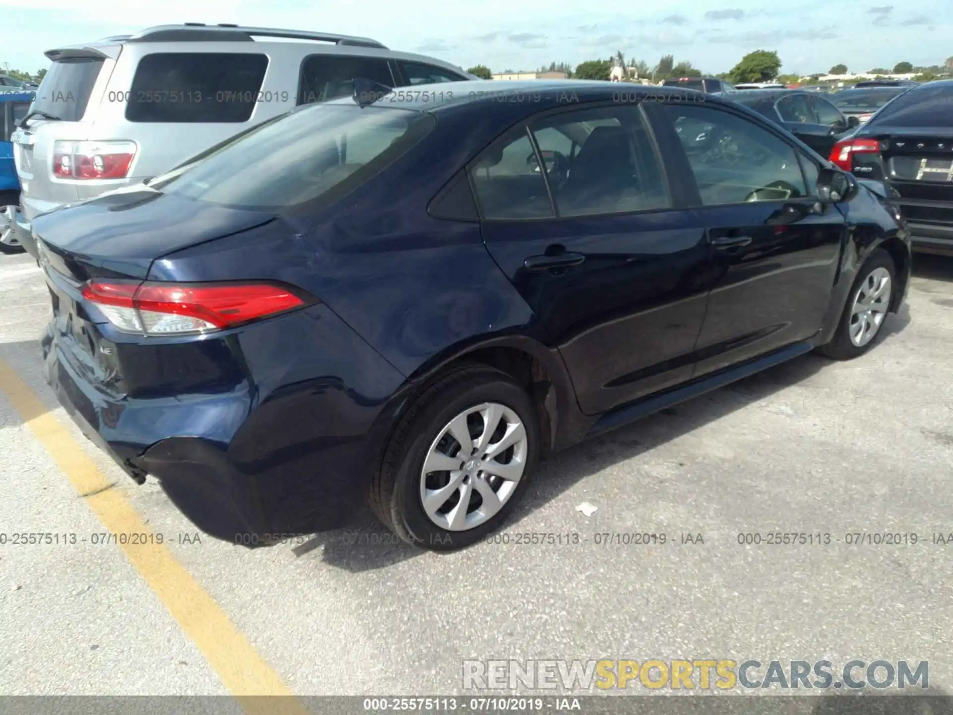 4 Photograph of a damaged car JTDEPRAE1LJ019008 TOYOTA COROLLA 2020