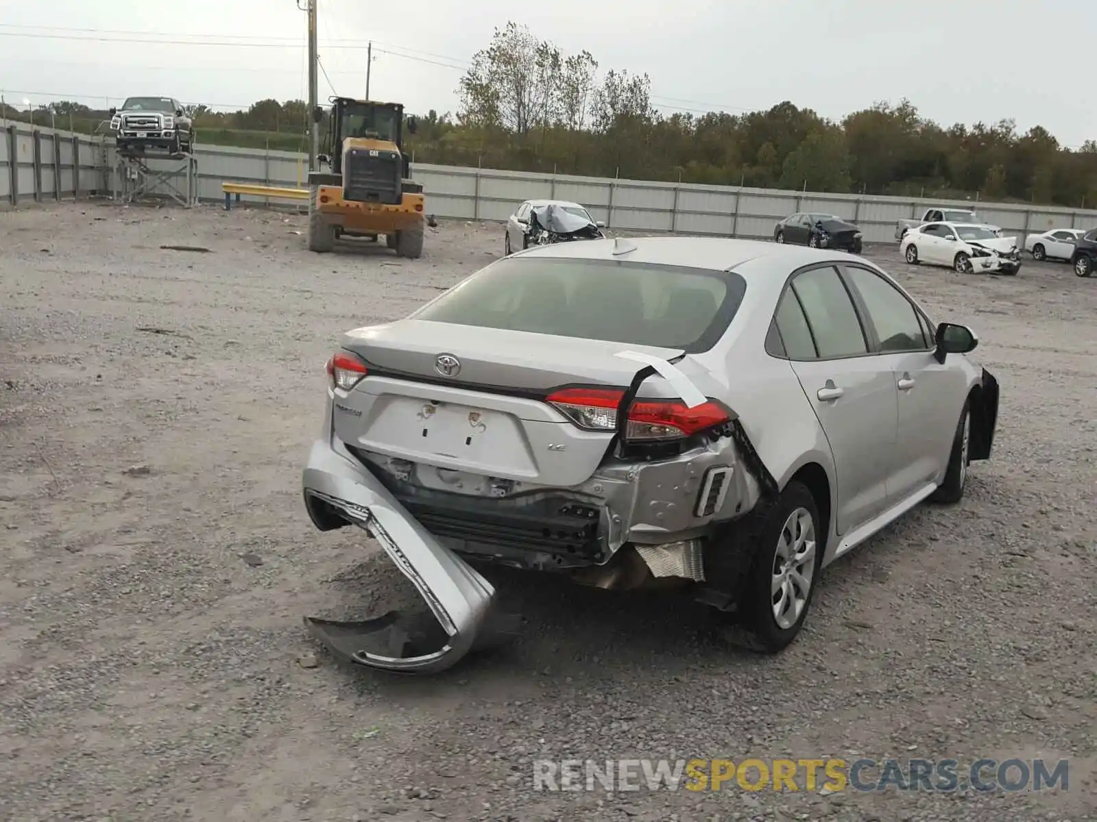 4 Photograph of a damaged car JTDEPRAE1LJ020000 TOYOTA COROLLA 2020