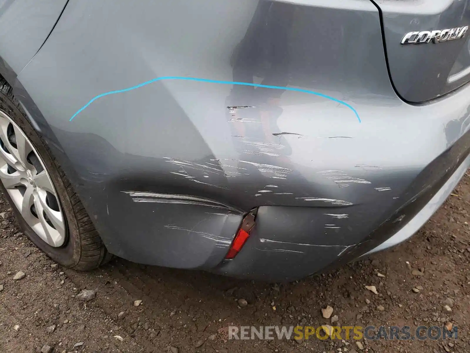 9 Photograph of a damaged car JTDEPRAE1LJ020417 TOYOTA COROLLA 2020