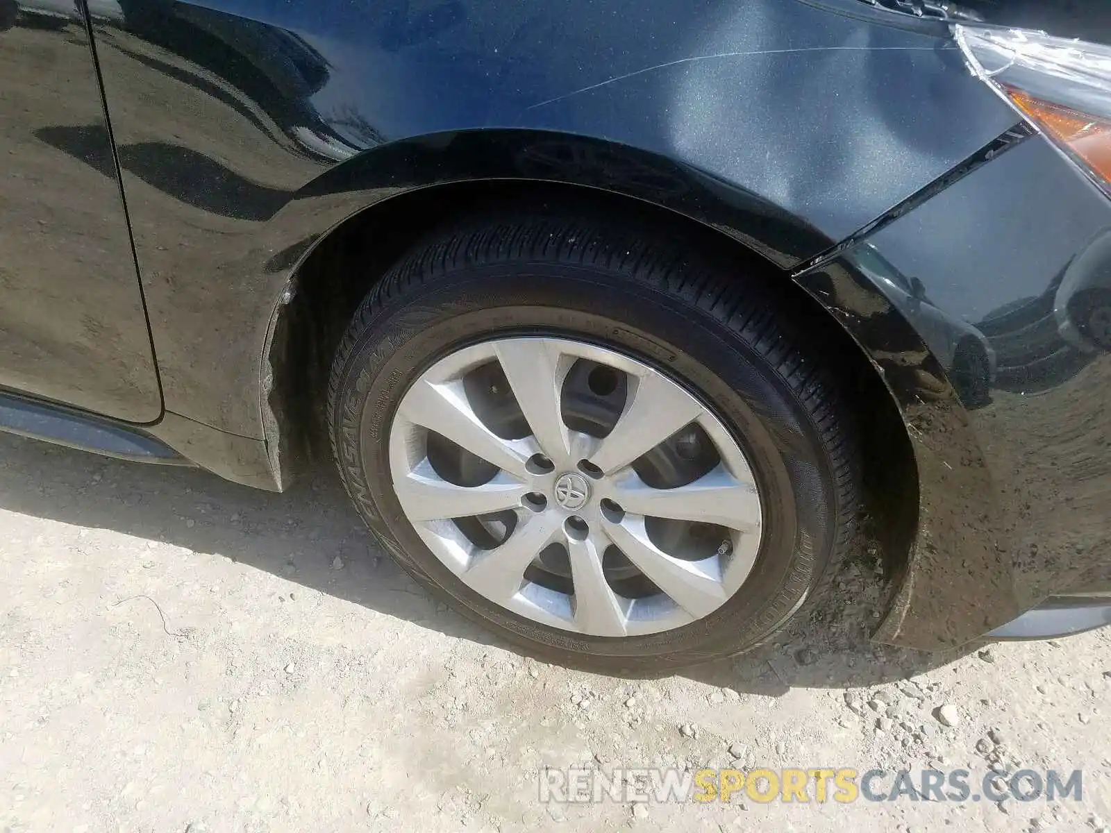 9 Photograph of a damaged car JTDEPRAE1LJ021261 TOYOTA COROLLA 2020