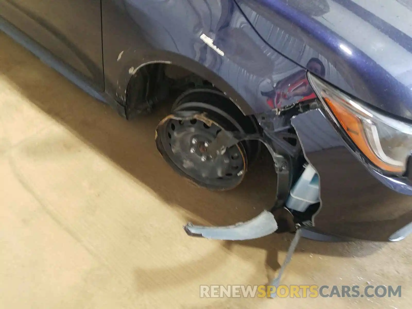 9 Photograph of a damaged car JTDEPRAE1LJ021308 TOYOTA COROLLA 2020