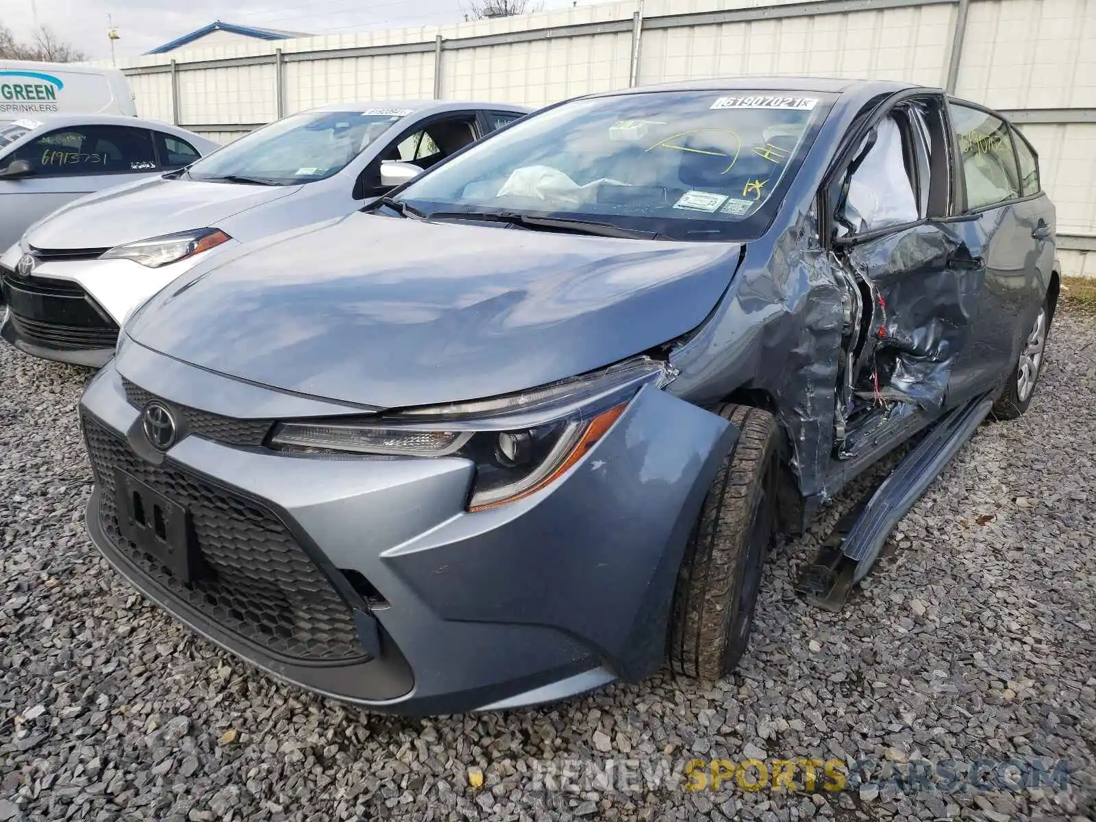 2 Photograph of a damaged car JTDEPRAE1LJ022569 TOYOTA COROLLA 2020