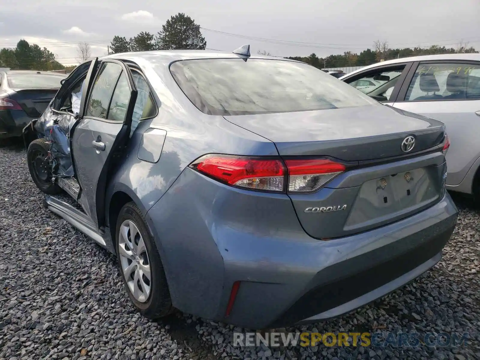 3 Photograph of a damaged car JTDEPRAE1LJ022569 TOYOTA COROLLA 2020