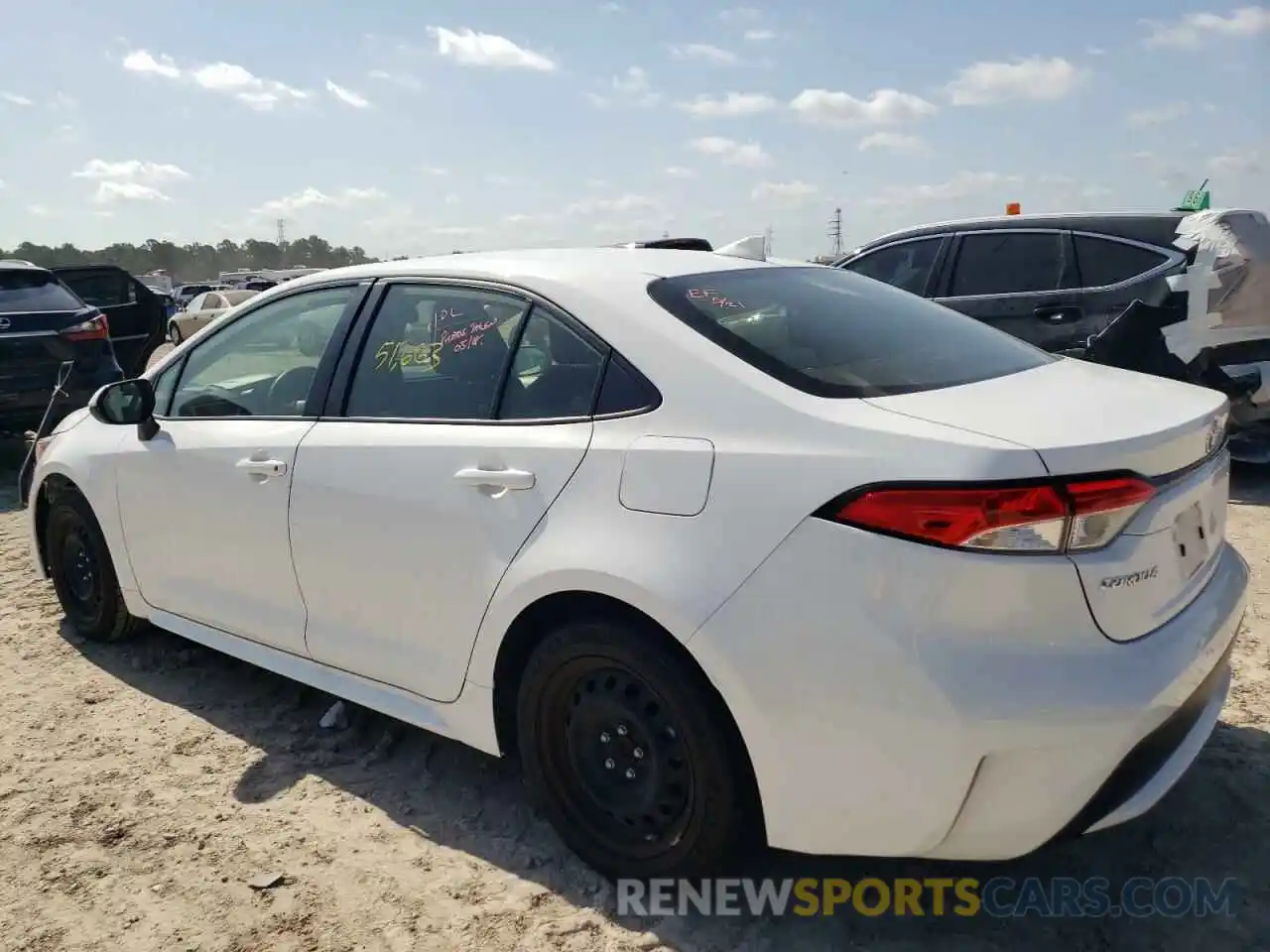 3 Photograph of a damaged car JTDEPRAE1LJ024189 TOYOTA COROLLA 2020