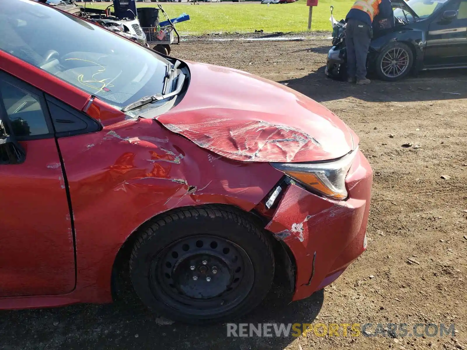 9 Photograph of a damaged car JTDEPRAE1LJ024239 TOYOTA COROLLA 2020