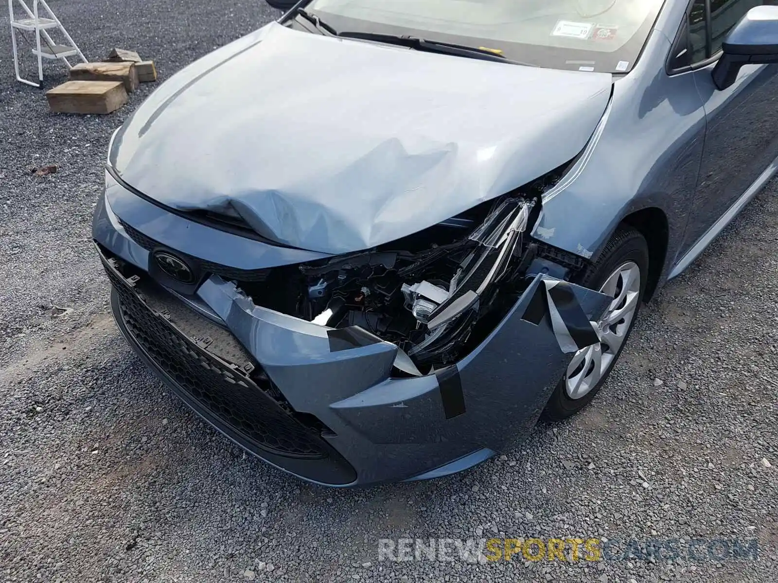 9 Photograph of a damaged car JTDEPRAE1LJ024760 TOYOTA COROLLA 2020